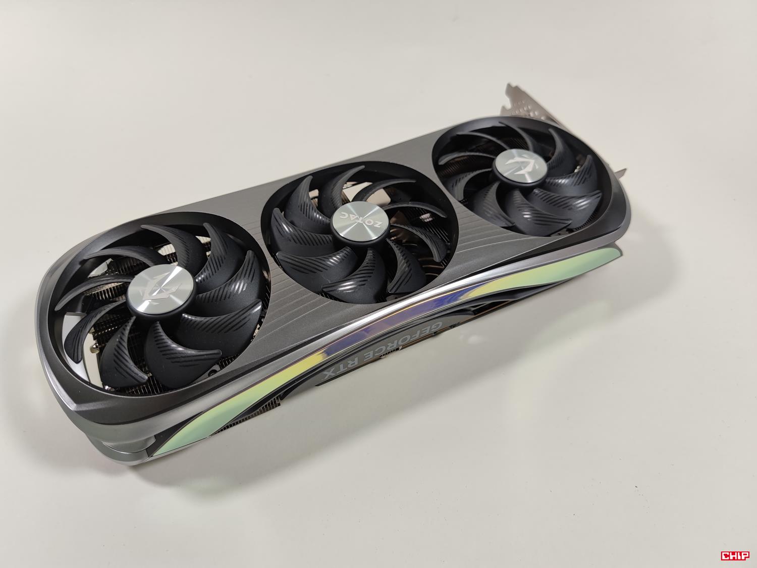 test ZOTAC GeForce RTX 4080 SUPER AMP Extreme AIRO, recenzja ZOTAC GeForce RTX 4080 SUPER AMP Extreme AIRO, opinia ZOTAC GeForce RTX 4080 SUPER AMP Extreme AIRO