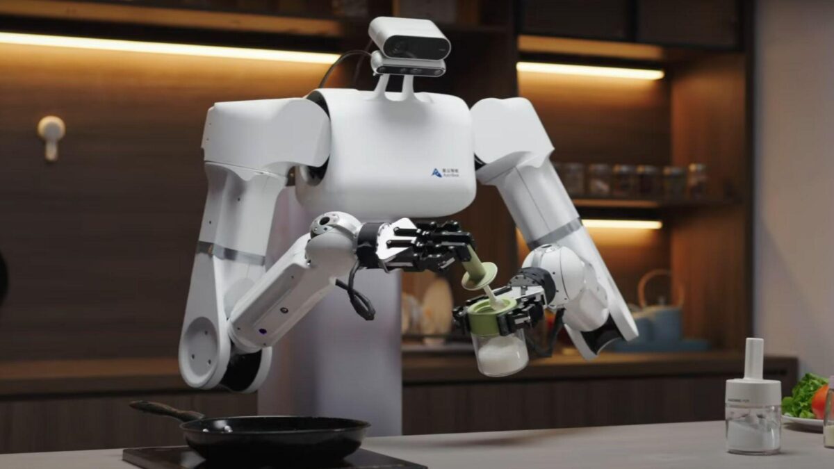Chiński robot imponuje “ludzką” szybkością i precyzją. Bez problemu obierze ogórka i odkręci butelkę