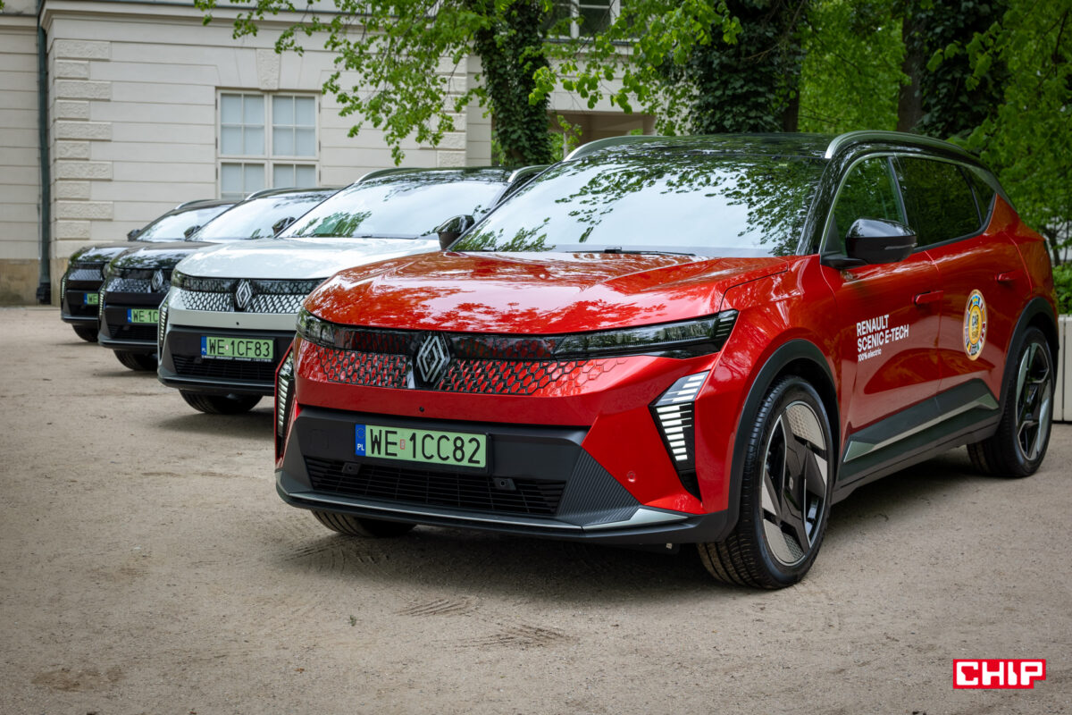 To auto roku 2024. Czy Renault Scenic E-Tech Electric ma szansę w Europie?