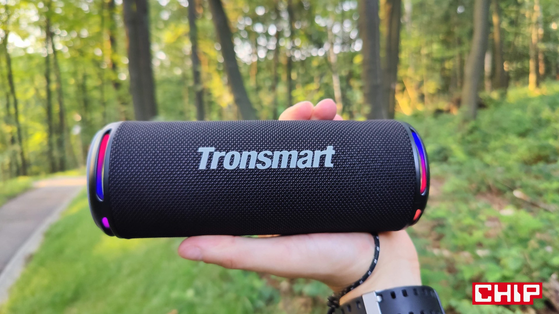 Masz na oku tani i dobry głośnik przewodowy na wakacje? Test Tronsmart ...