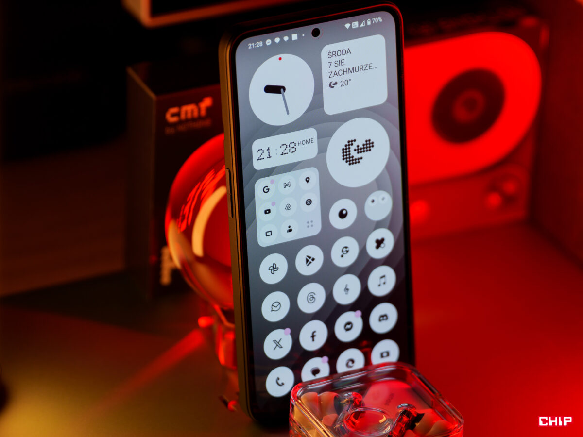 Nothing aktualizuje kolejne smartfony do wersji Nothing OS 3.0, bazowanej na Androidzie 15