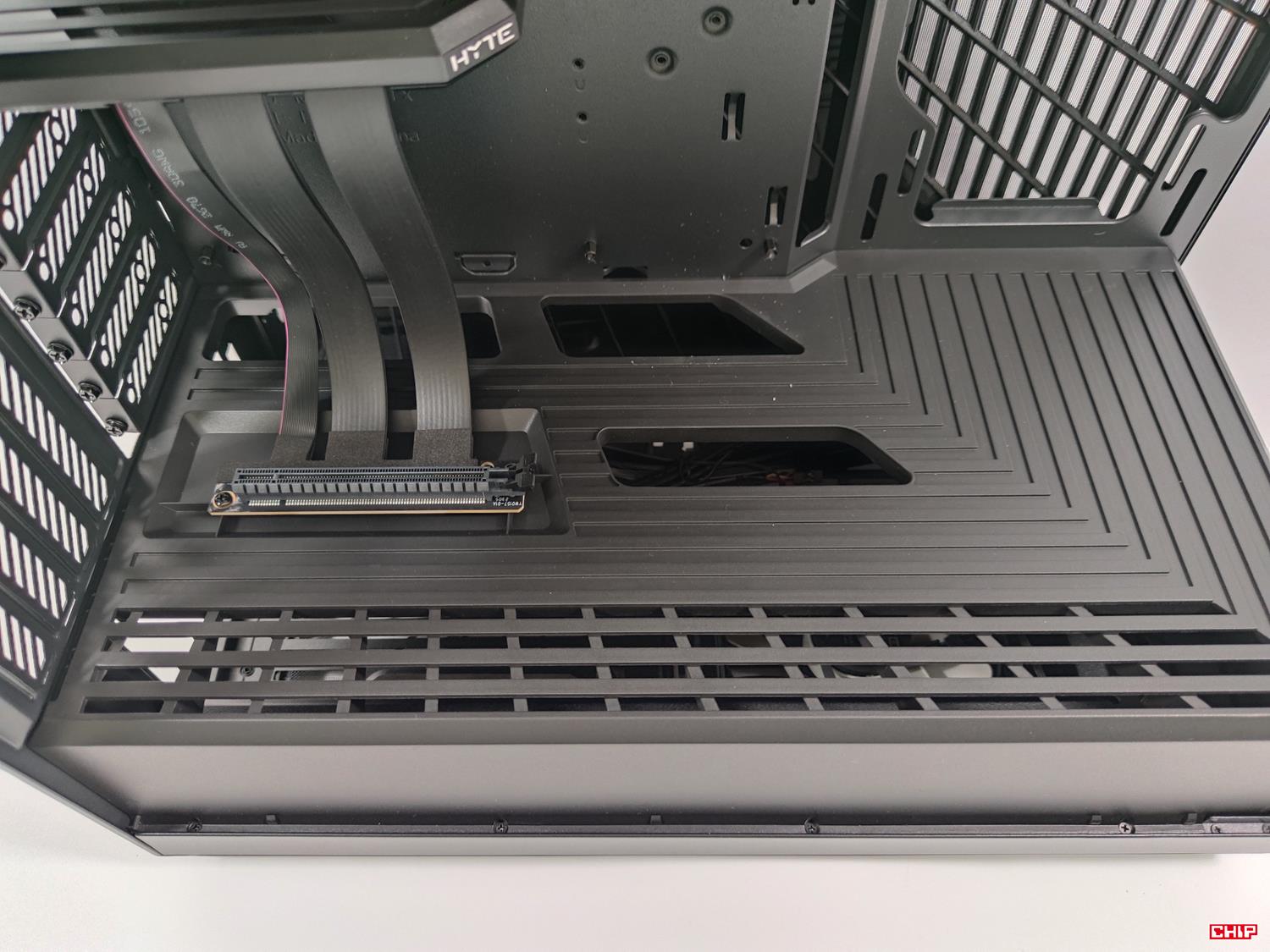 test Hyte Y40, recenzja Hyte Y40, opinia Hyte Y40