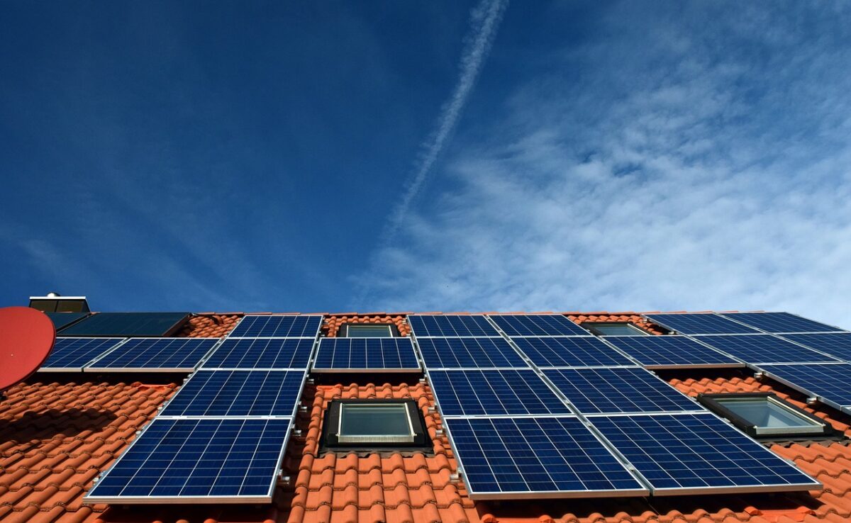 Nowe materiały podbijają rynek solarny. Energia słoneczna nigdy nie była tak wydajna