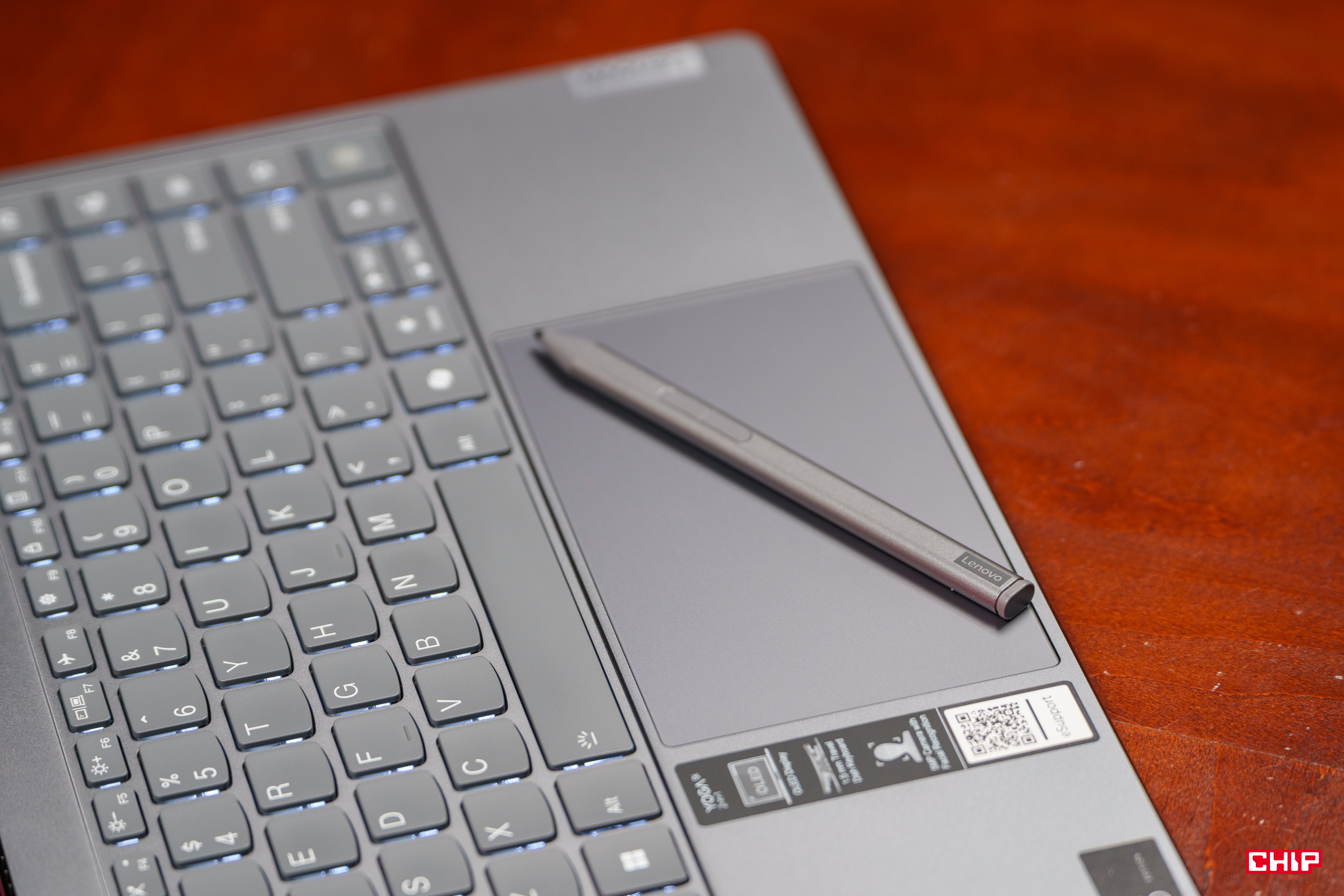 Lenovo Yoga 9i 2-in-1 Gen 9 14
