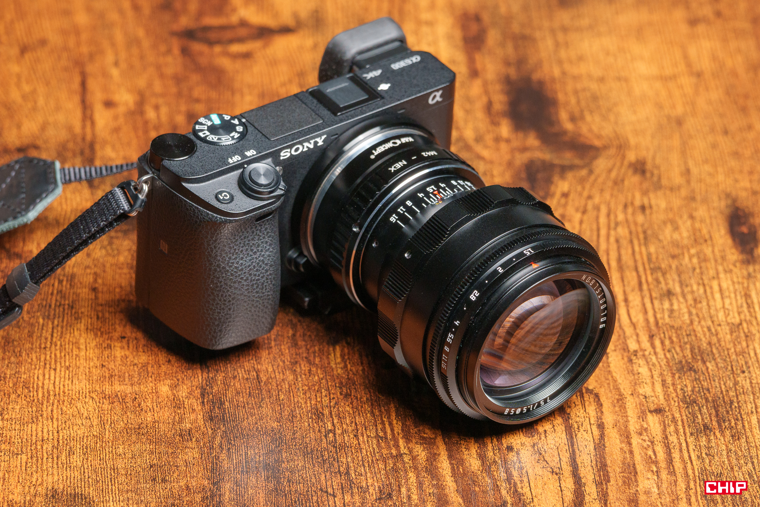 TTArtisan 75 mm f/1.5 Biotar Replica