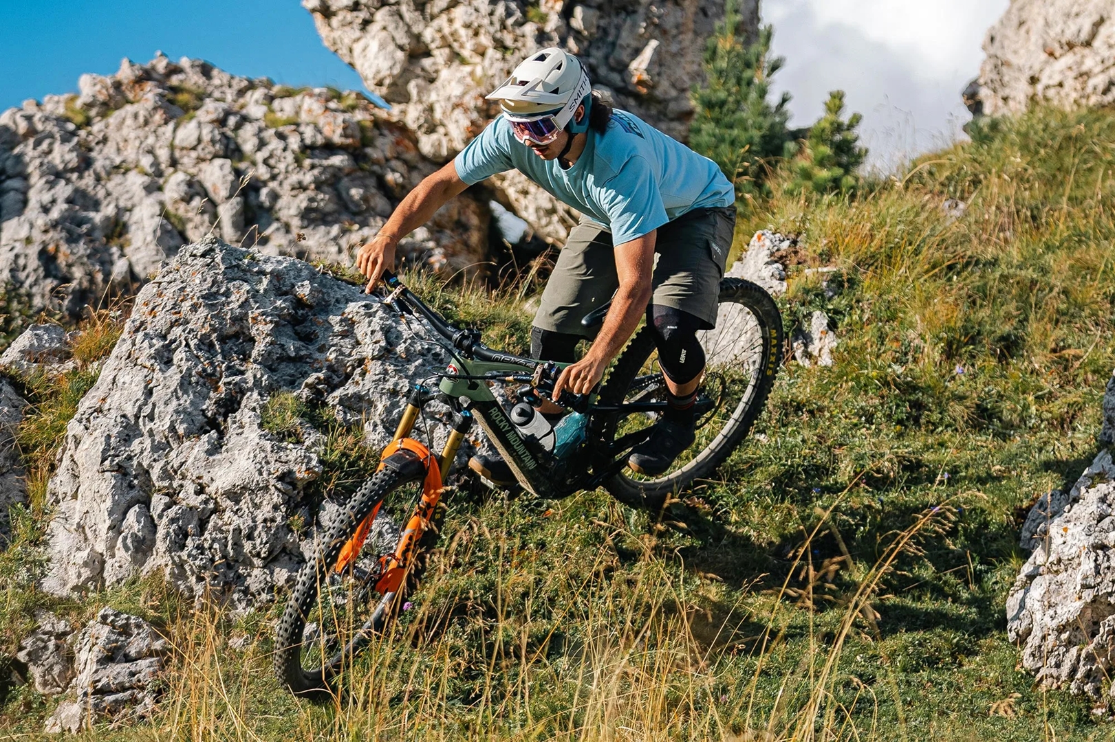 Bezpieczeństwo wyniesione do maksimum. Czy to najlepszy kask rowerowy w historii?