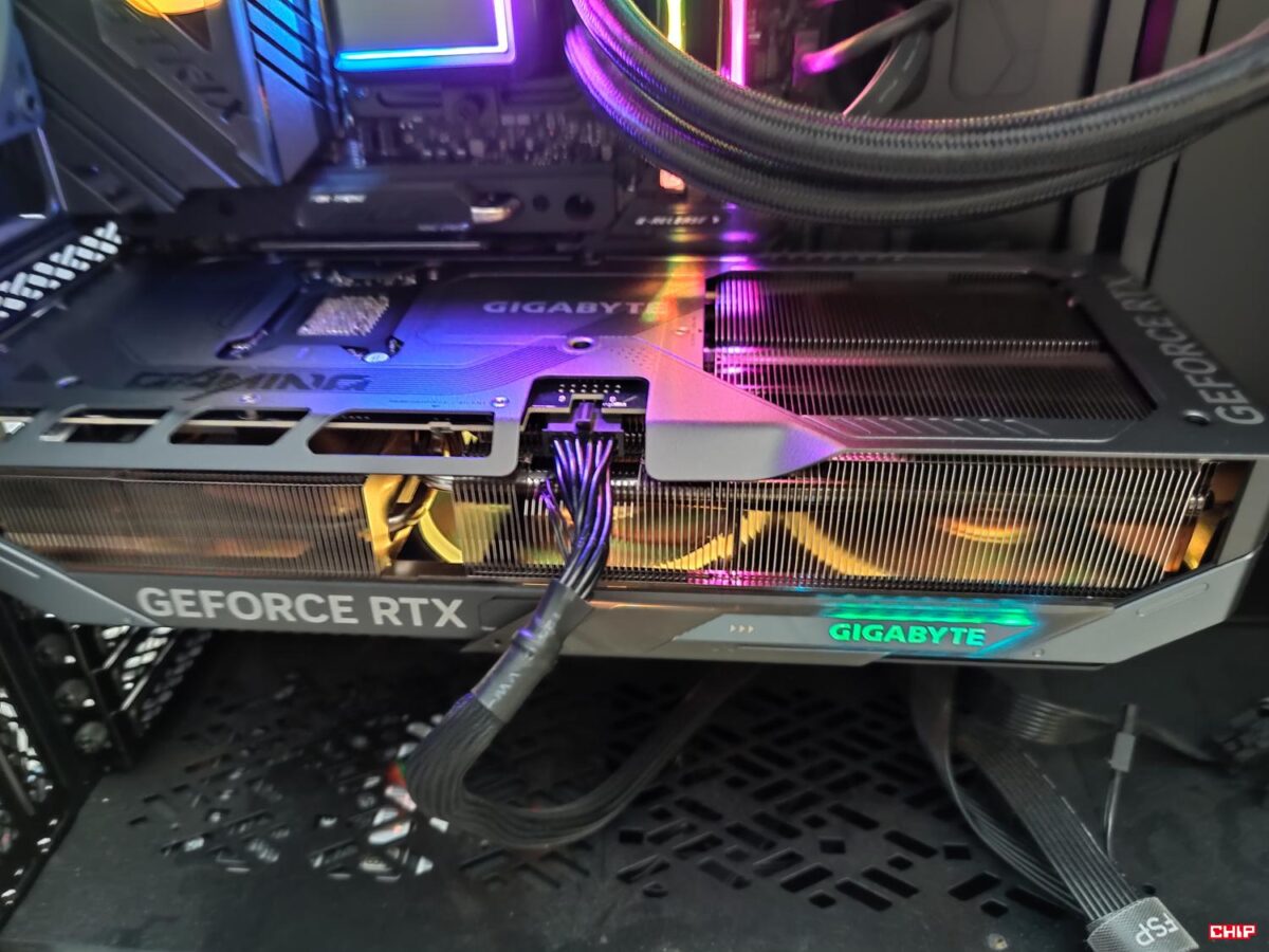 Test Gigabyte GeForce RTX 5080 Gaming OC