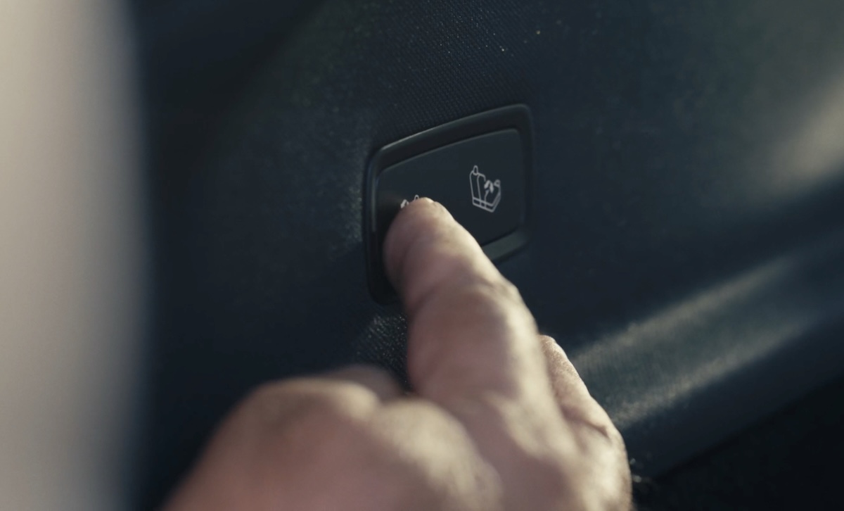 Tesla Model Y 2025 Juniper