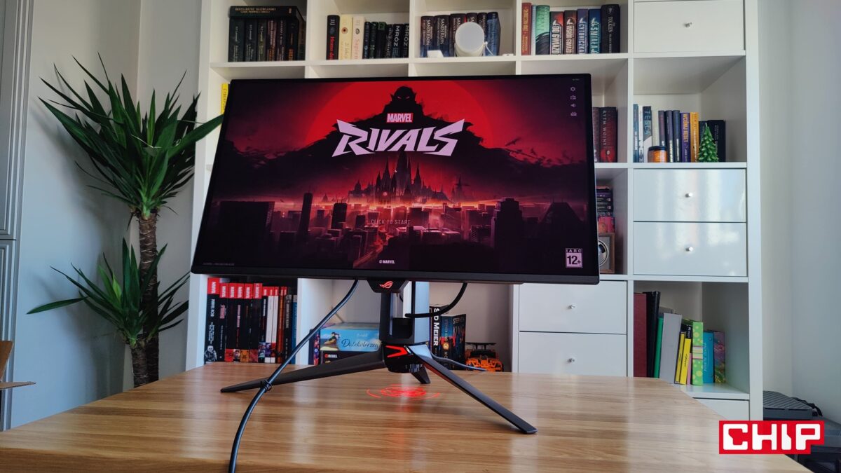 Test ASUS ROG Swift OLED PG27UCDM. Dla tego monitora OLED zrezygnowałem z ramienia