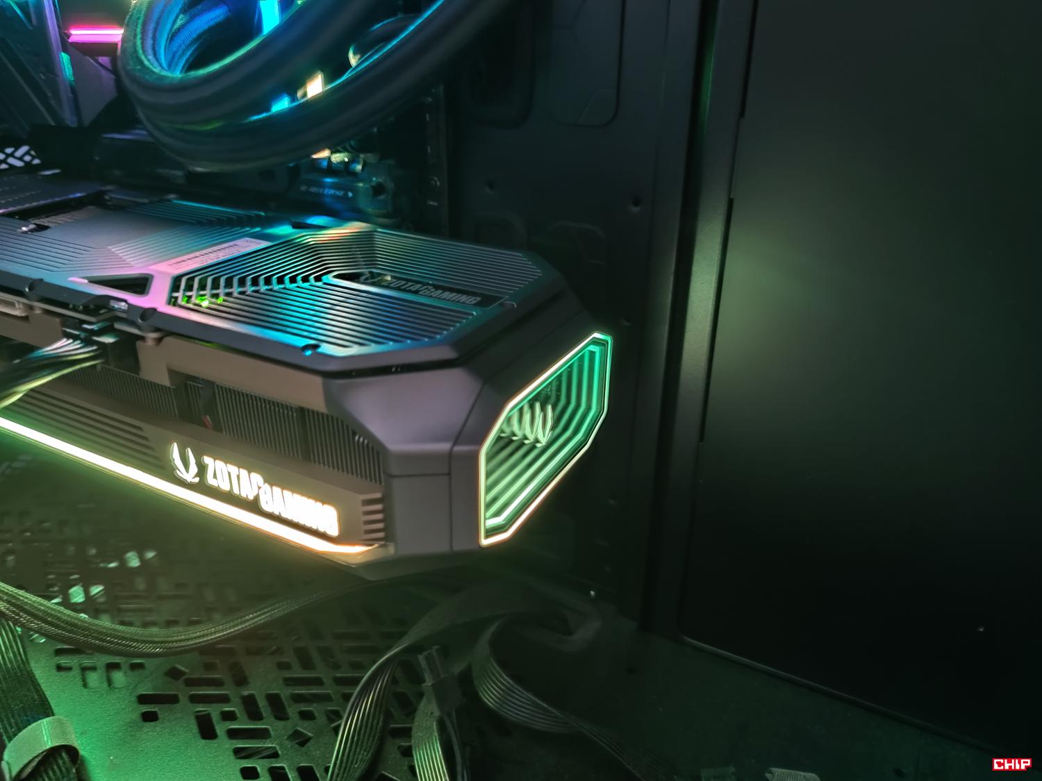 test ZOTAC GeForce RTX 5080 AMP Extreme Infinity, recenzja ZOTAC GeForce RTX 5080 AMP Extreme Infinity, opinia ZOTAC GeForce RTX 5080 AMP Extreme Infinity