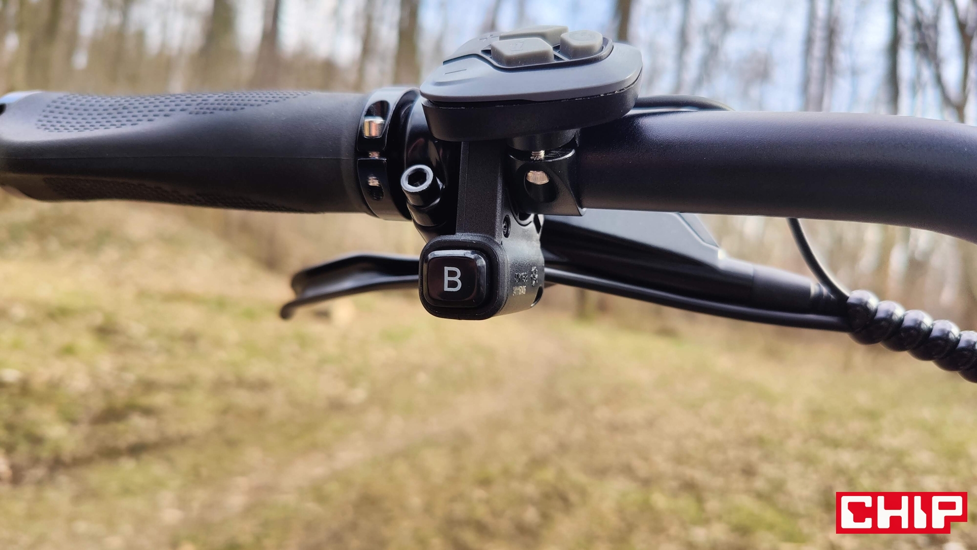 To się nazywa rewolucja! ENGWE pokazał dwa nowe rowery elektryczne z “magicznym przyciskiem”