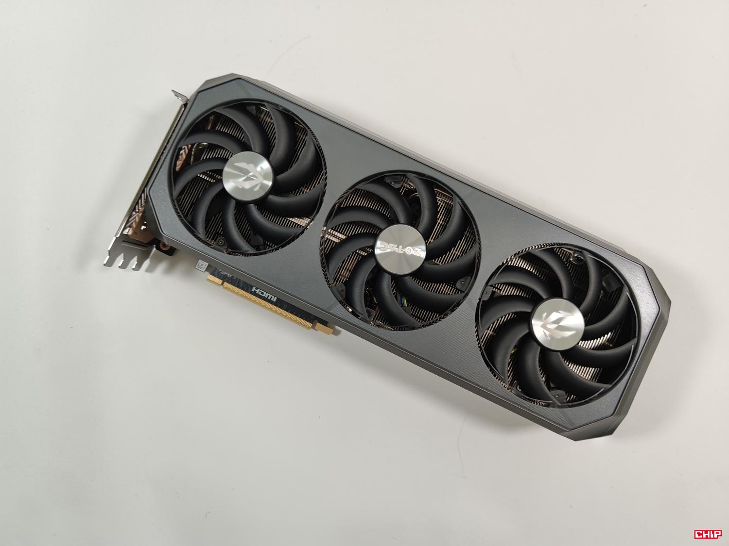 test ZOTAC GeForce RTX 5070 Ti AMP Extreme Infinity, recenzja ZOTAC GeForce RTX 5070 Ti AMP Extreme Infinity, opinia ZOTAC GeForce RTX 5070 Ti AMP Extreme Infinity