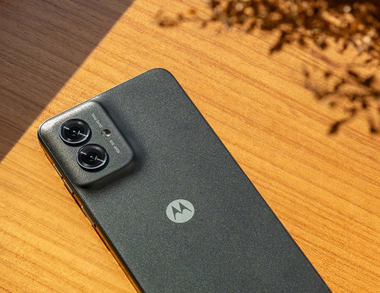 Nadchodzi Moto G56. Na pokładzie większy ekran, lepsze selfie i mocna bateria