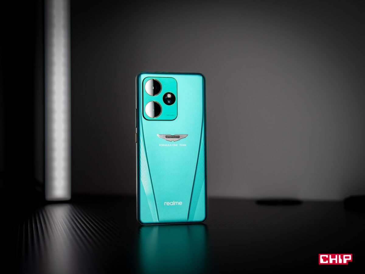 Rozpakowałem realme GT7 Dream Edition – pięknie zrobiony zestaw. Tak po prostu