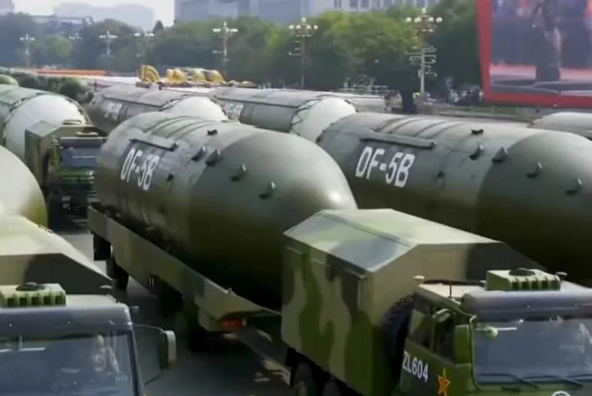 Tajemniczy pocisk z Chin o zasięgu 12000 km. DF-5B to broń, której boją się nawet Amerykanie