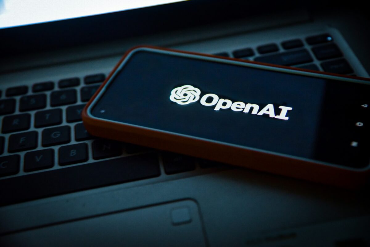 ChatGPT Search dostaje wielkie ulepszenie. OpenAI bezpośrednio atakuje pozycję Google