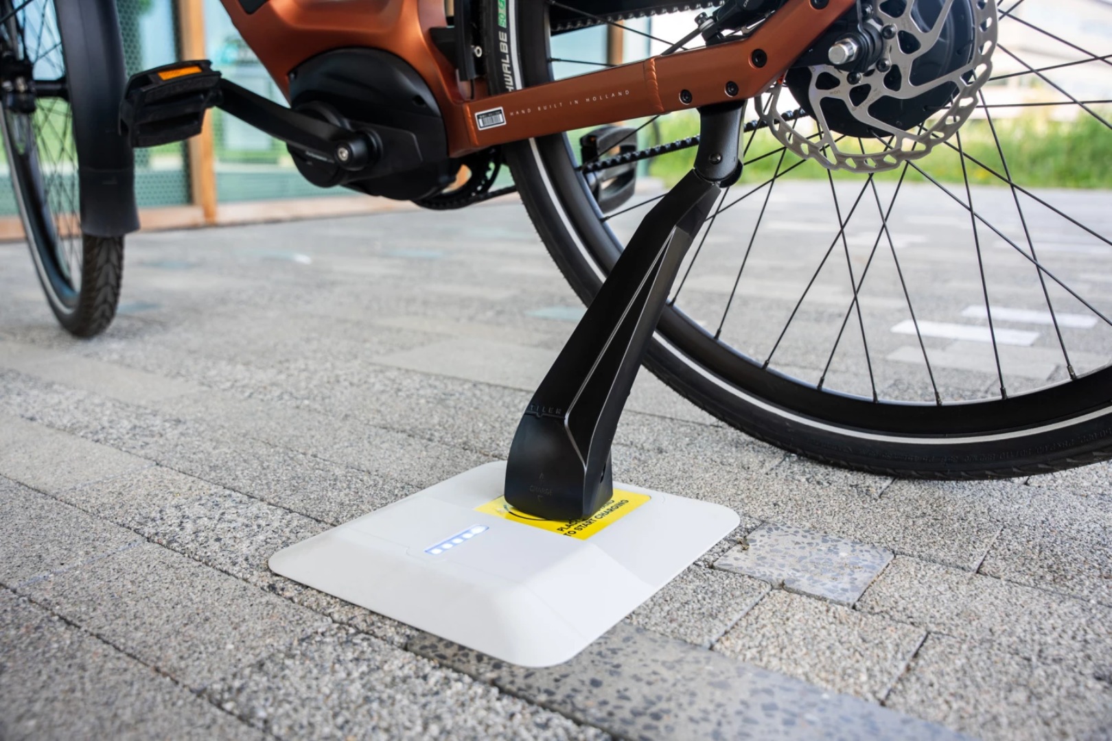 Zapomnij o przewodach. Ładowanie elektrycznych rowerów przyszłości już tu jest