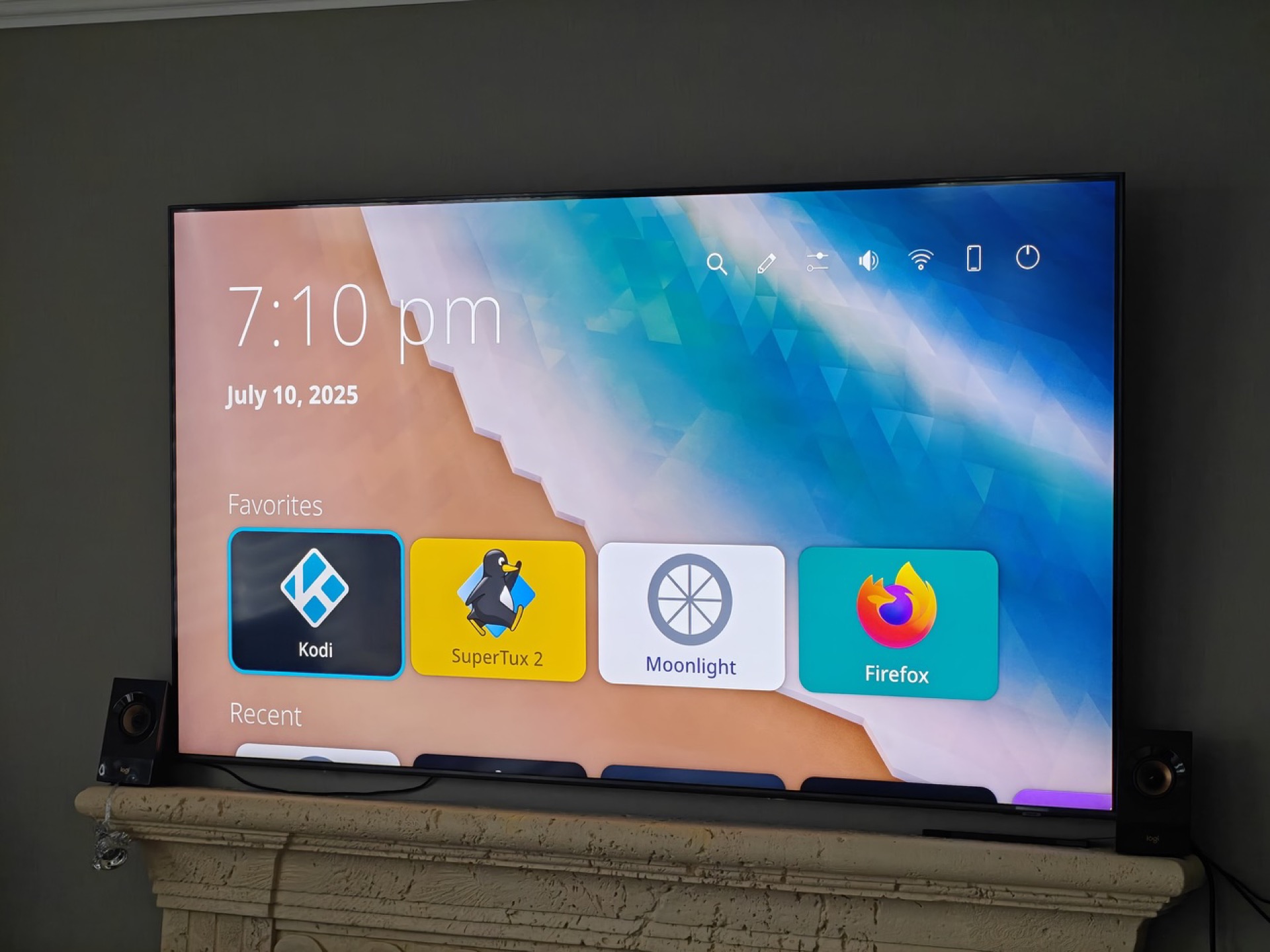 Alternatywa dla Android TV wraca do życia. Plasma Bigscreen otrzymuje nowy interfejs
