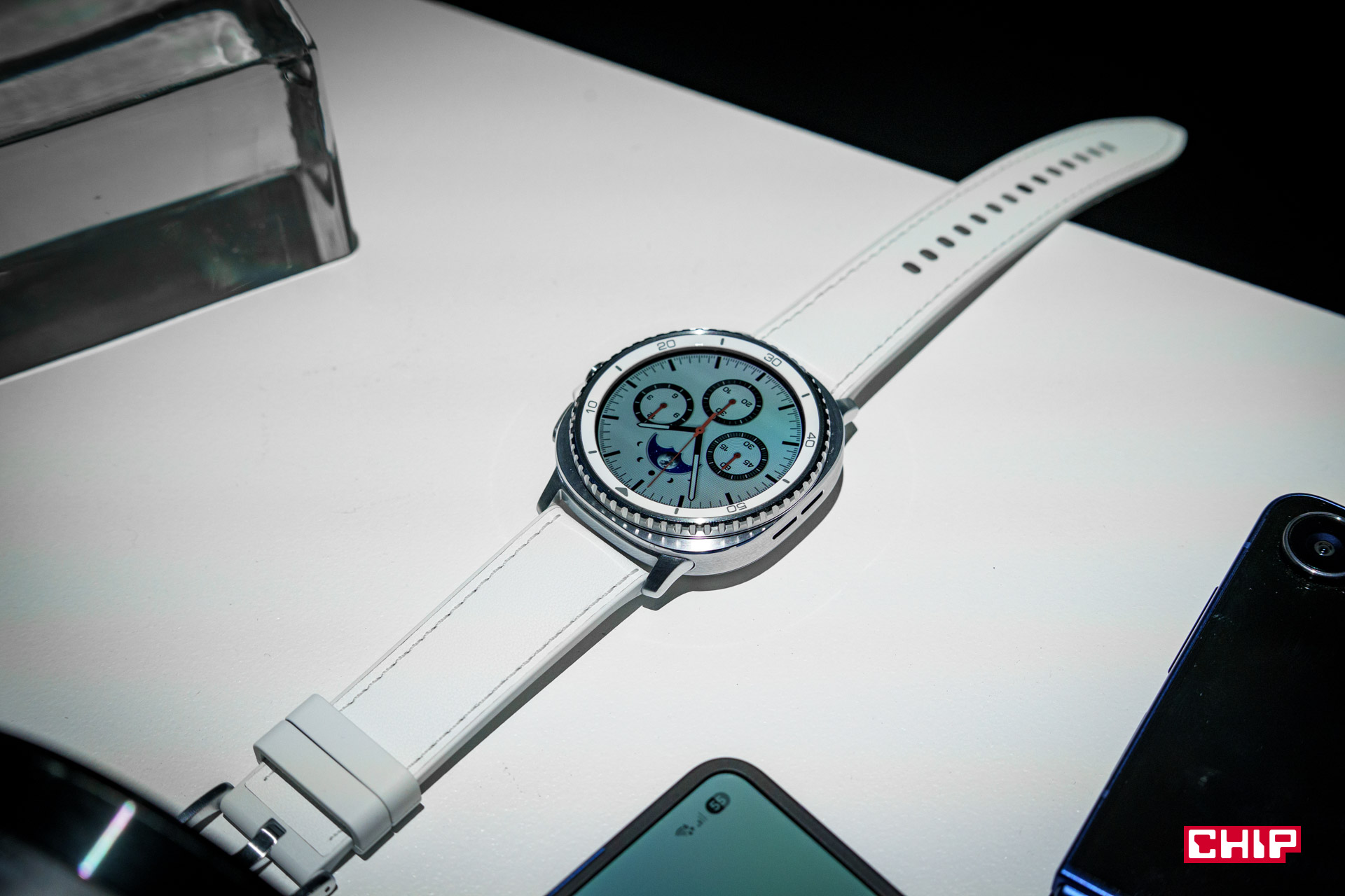 Smartwatch z dostawą w kwadrans? Samsung i Żabka Jush łączą siły
