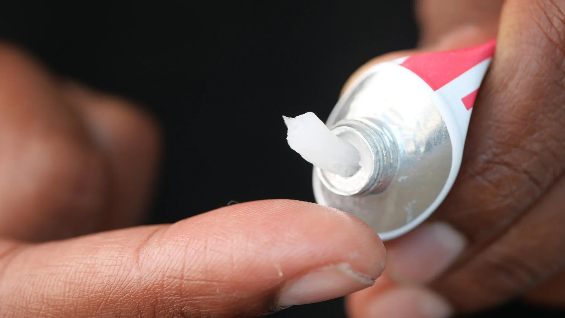 Żelowy opatrunek dla diabetyków. Może skrócić gojenie ran do 12 dni.