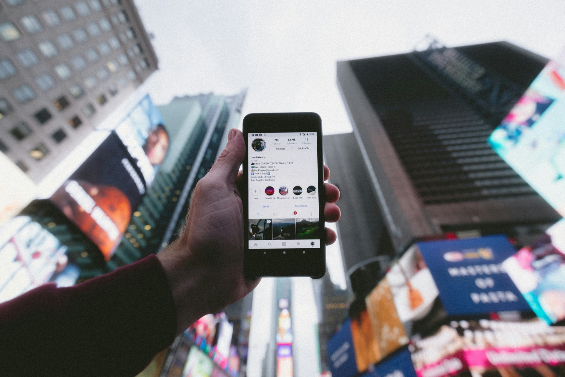 Jesteś na L4? ZUS to sprawdzi, lepiej nie chwal się urlopem w social mediach