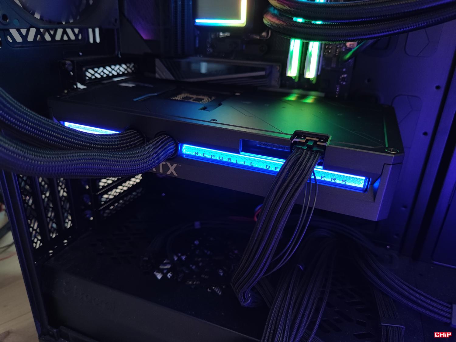 test Asus GeForce RTX 5090 ROG Astral LC OC, recenzja Asus GeForce RTX 5090 ROG Astral LC OC, opinia Asus GeForce RTX 5090 ROG Astral LC OC