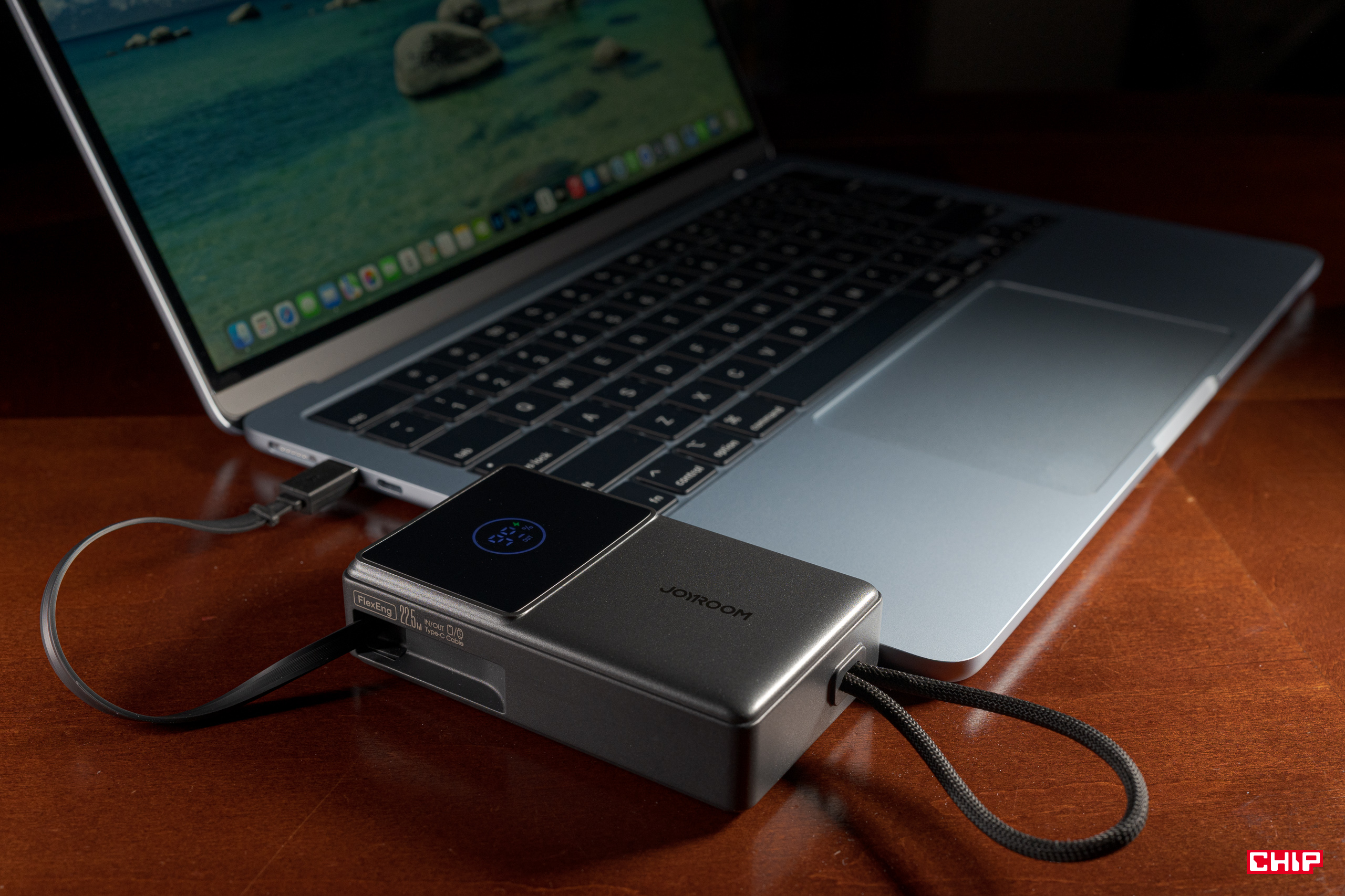 JOYROOM JR-PR1 Retractable Power Bank