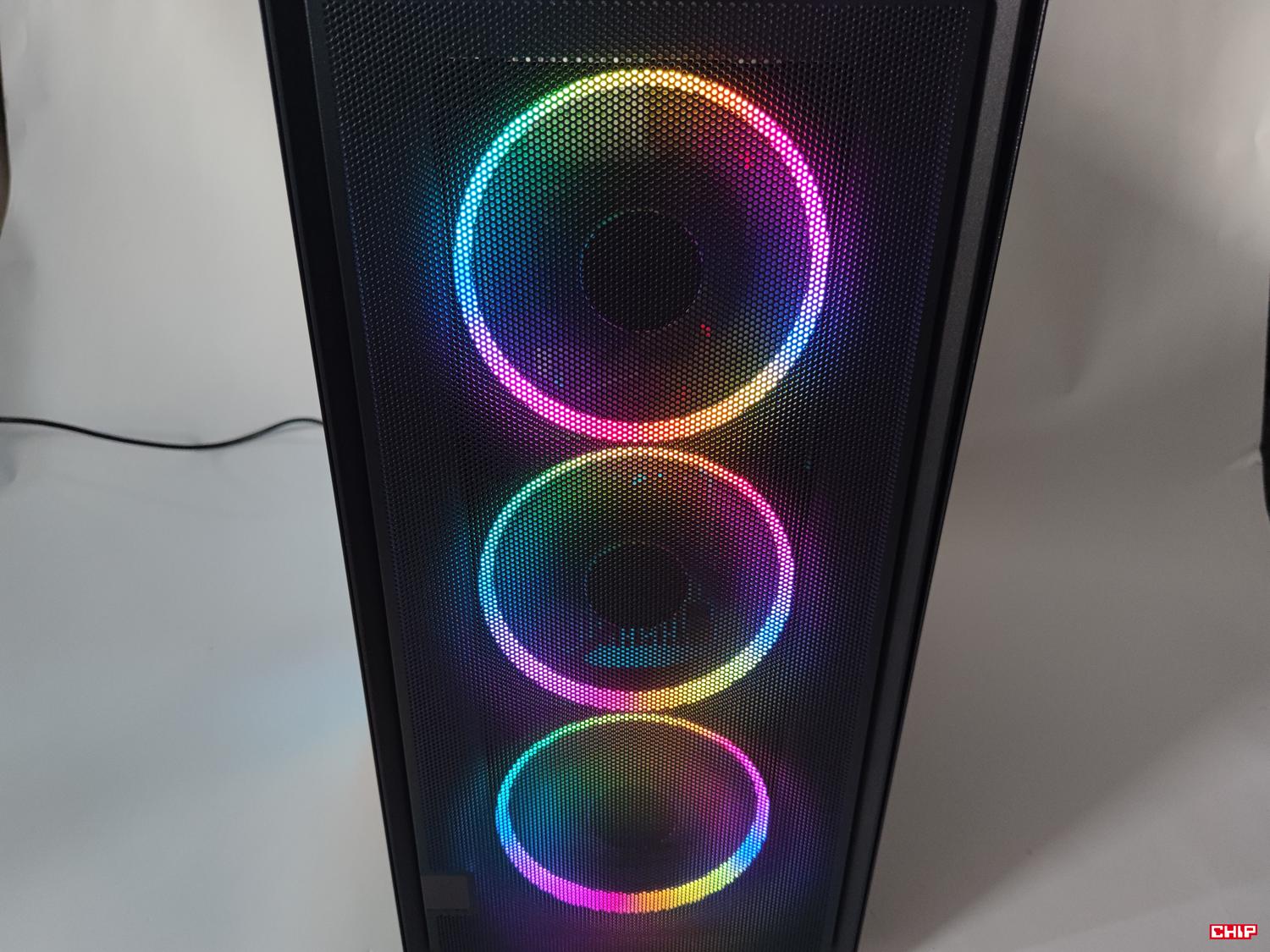 test Fractal Design Epoch XL Black TG RGB Light Tint, recenzja Fractal Design Epoch XL Black TG RGB Light Tint, opinia Fractal Design Epoch XL Black TG RGB Light Tint