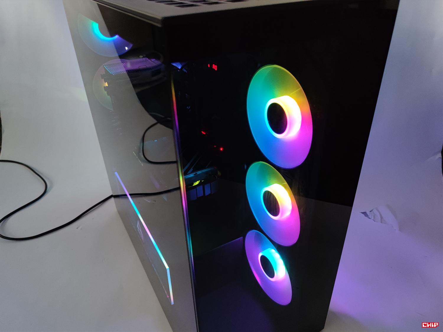 Arctic Xtender Black Tinted Glass test, Arctic Xtender Black Tinted Glass recenzja, Arctic Xtender Black Tinted Glass opinia