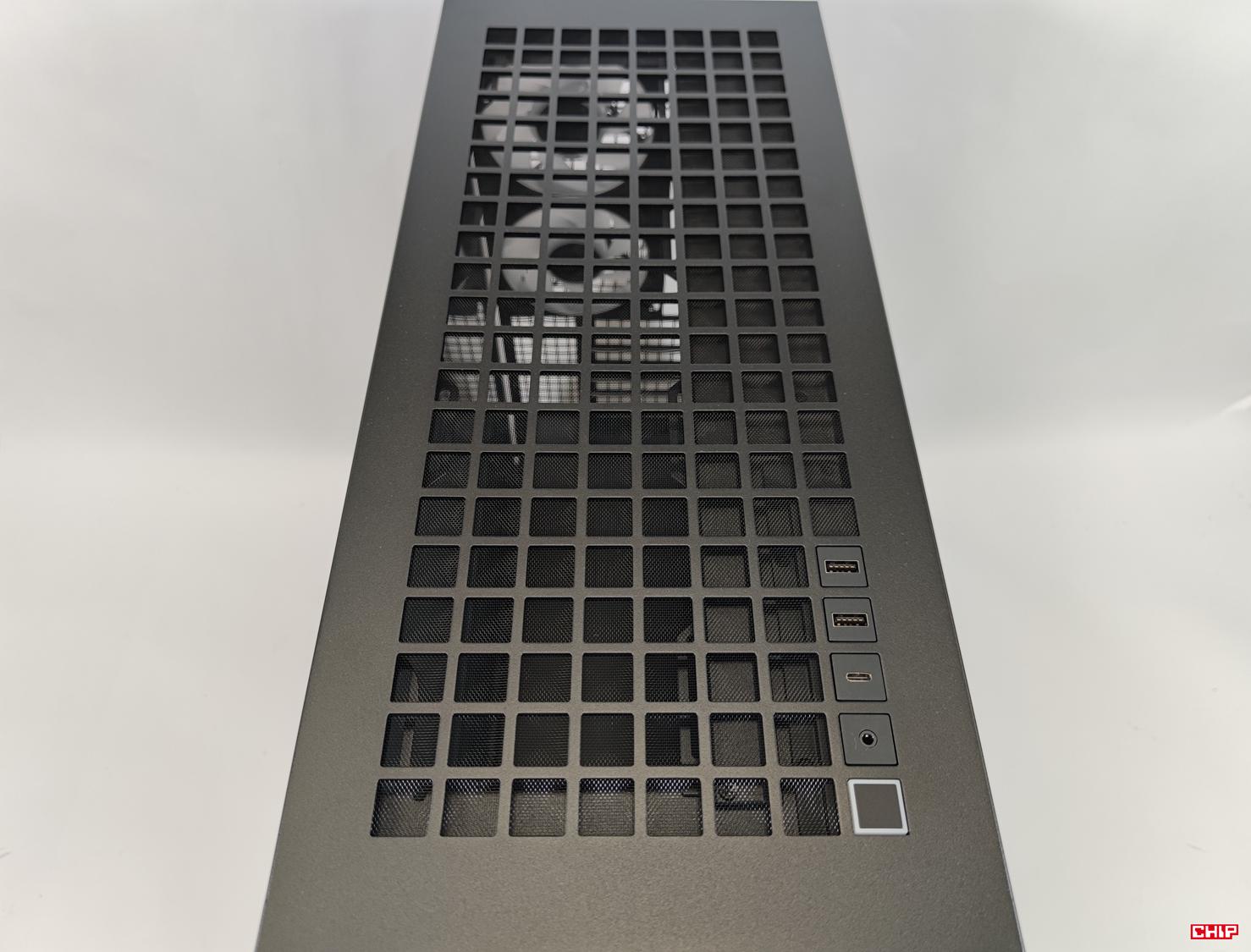 Arctic Xtender Black Tinted Glass test, Arctic Xtender Black Tinted Glass recenzja, Arctic Xtender Black Tinted Glass opinia