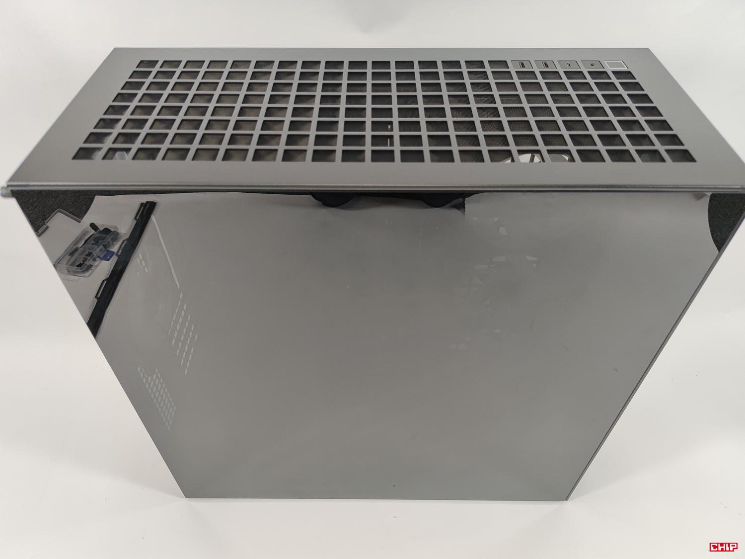 Arctic Xtender Black Tinted Glass test, Arctic Xtender Black Tinted Glass recenzja, Arctic Xtender Black Tinted Glass opinia