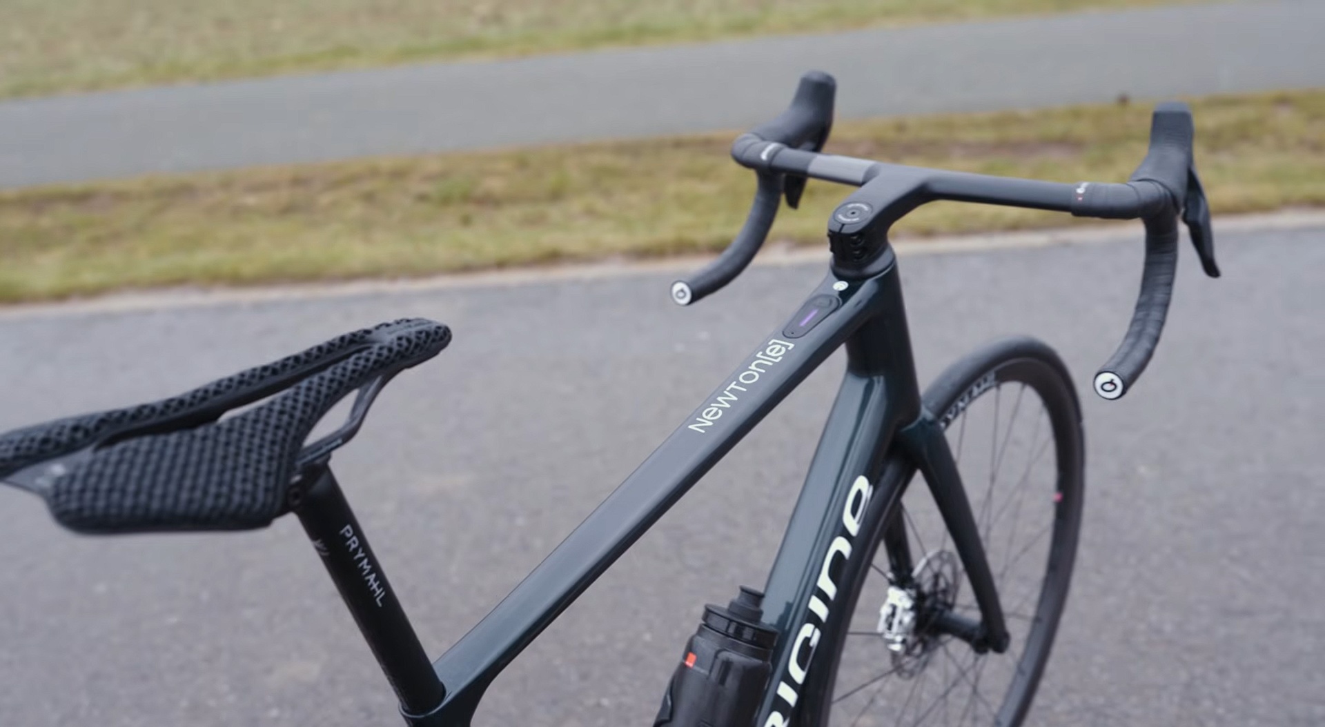 Oto jeden z najlżejszych rowerów elektrycznych świata. Teraz zastanawia mnie jedno