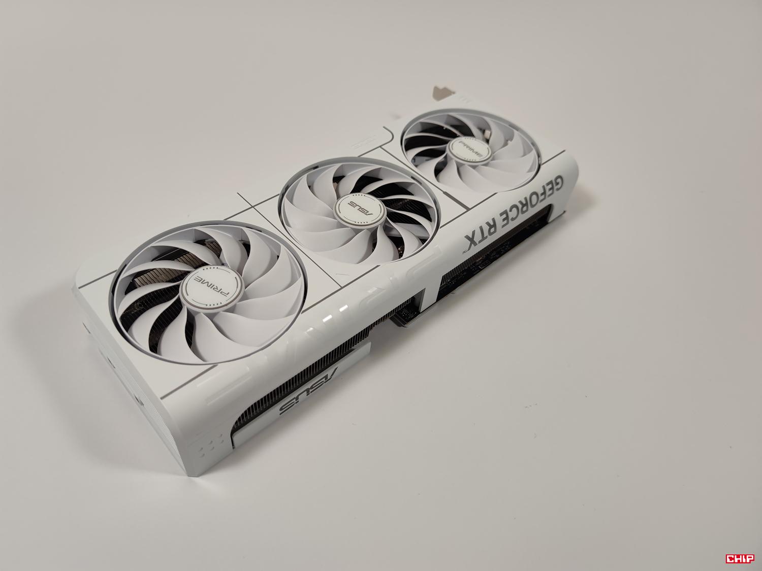 test Asus GeForce RTX 5070 Prime OC White, recenzja Asus GeForce RTX 5070 Prime OC White, opinia Asus GeForce RTX 5070 Prime OC White