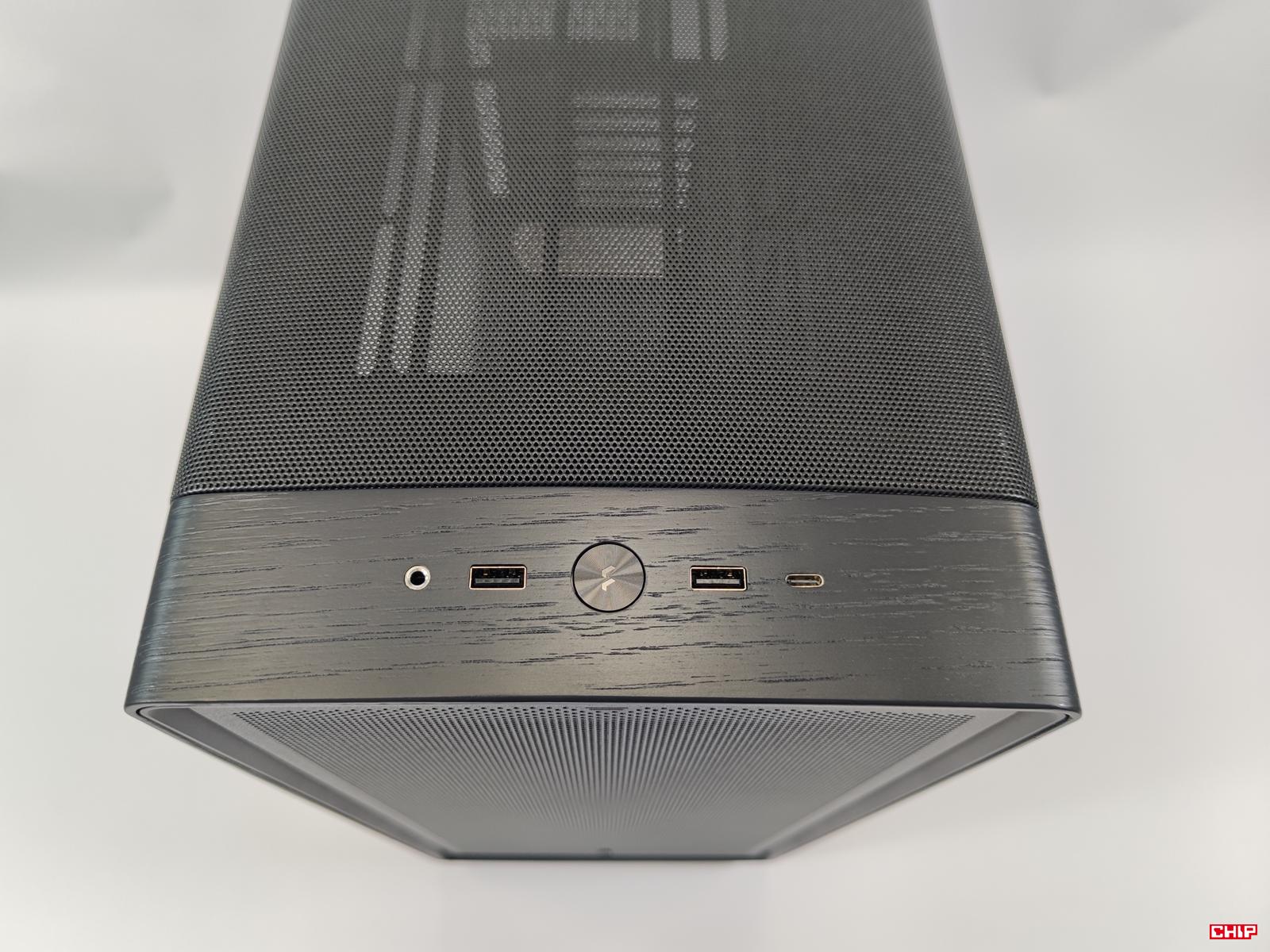 test Fractal Design Summit Blackout TG Light Tint, recenzja Fractal Design Summit Blackout TG Light Tint, opinia Fractal Design Summit Blackout TG Light Tint