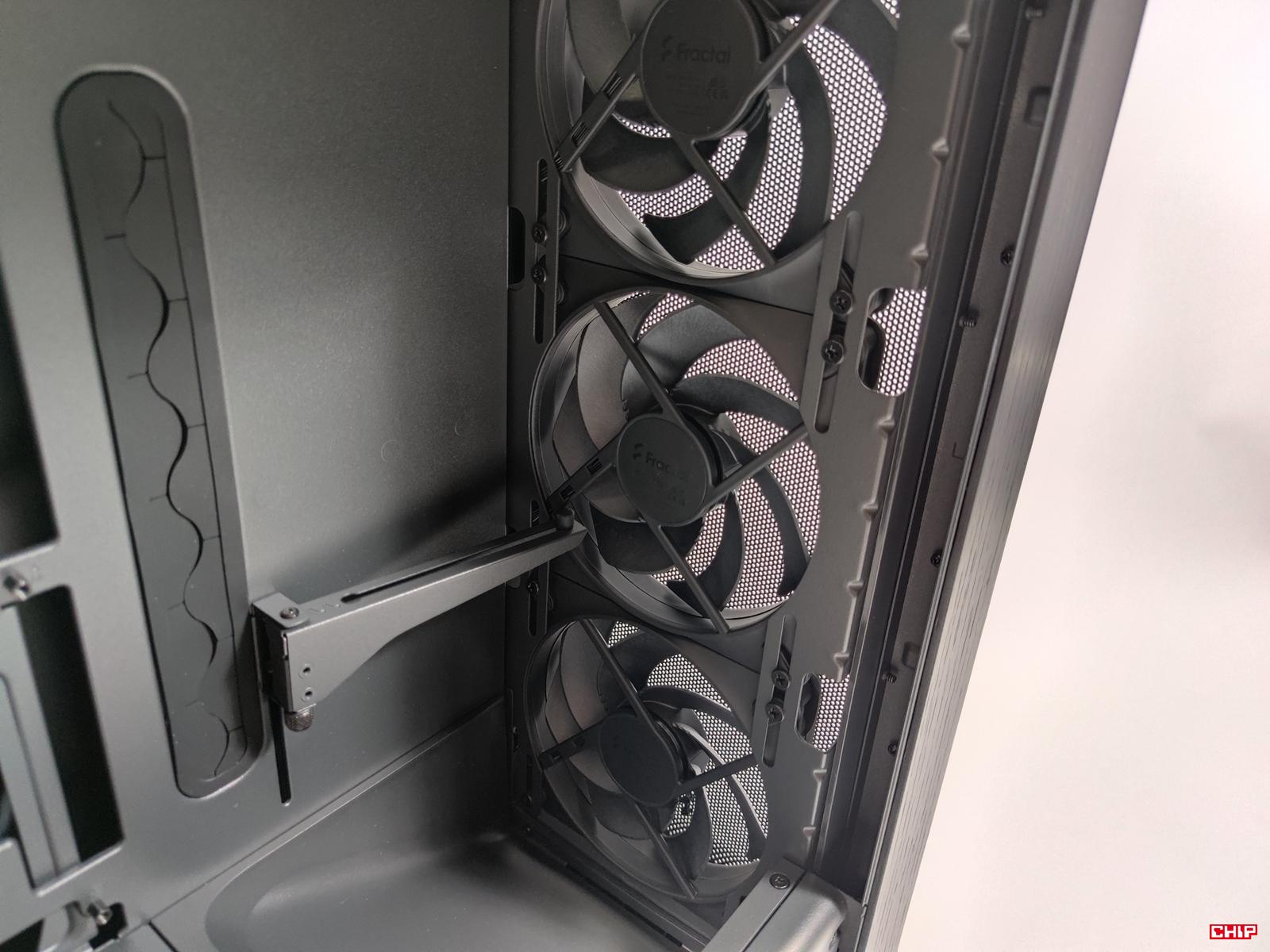 test Fractal Design Summit Blackout TG Light Tint, recenzja Fractal Design Summit Blackout TG Light Tint, opinia Fractal Design Summit Blackout TG Light Tint