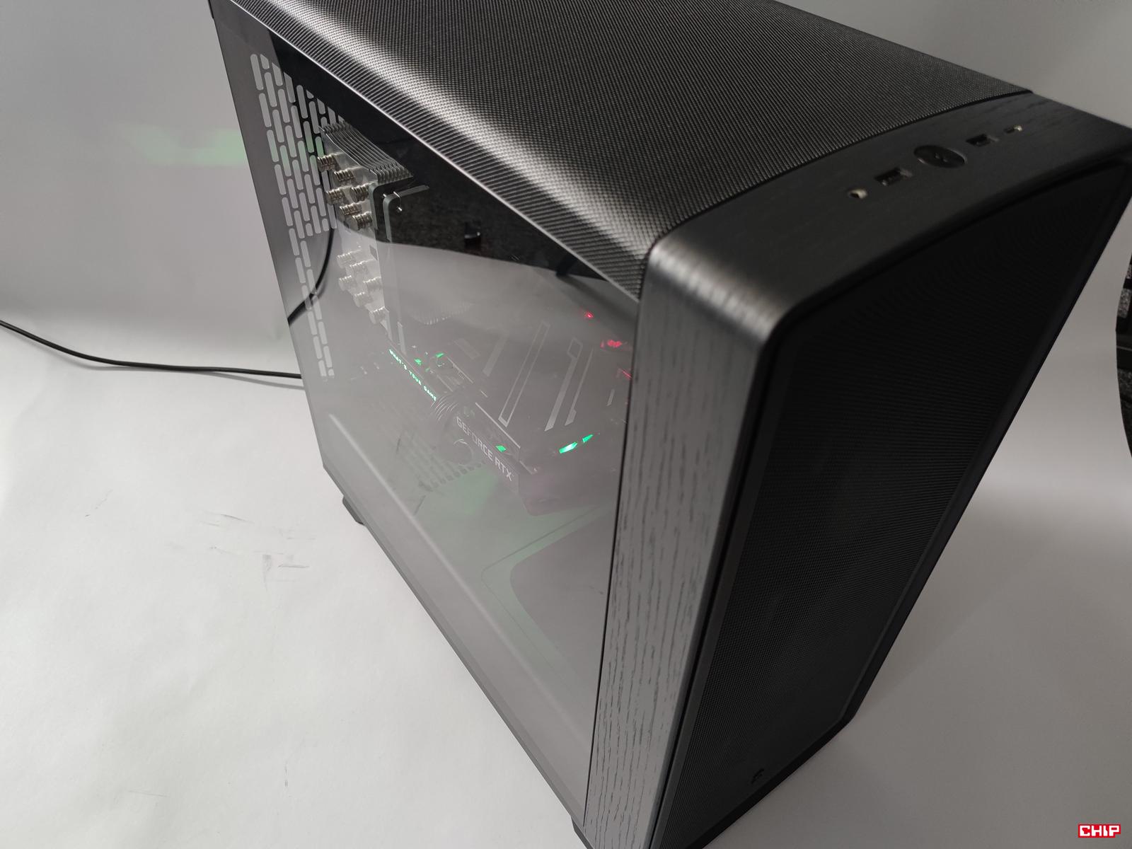 test Fractal Design Summit Blackout TG Light Tint, recenzja Fractal Design Summit Blackout TG Light Tint, opinia Fractal Design Summit Blackout TG Light Tint