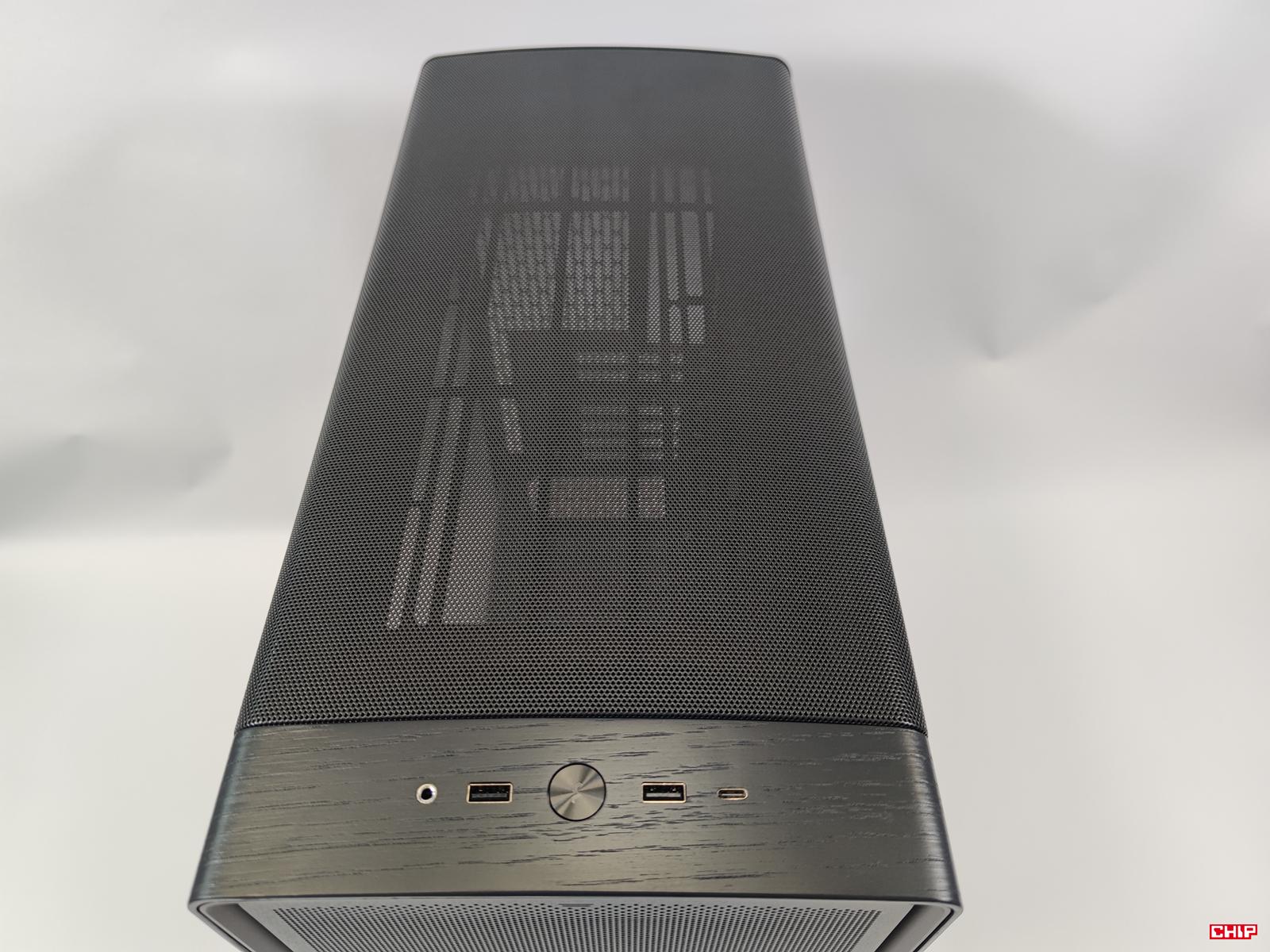 test Fractal Design Summit Blackout TG Light Tint, recenzja Fractal Design Summit Blackout TG Light Tint, opinia Fractal Design Summit Blackout TG Light Tint