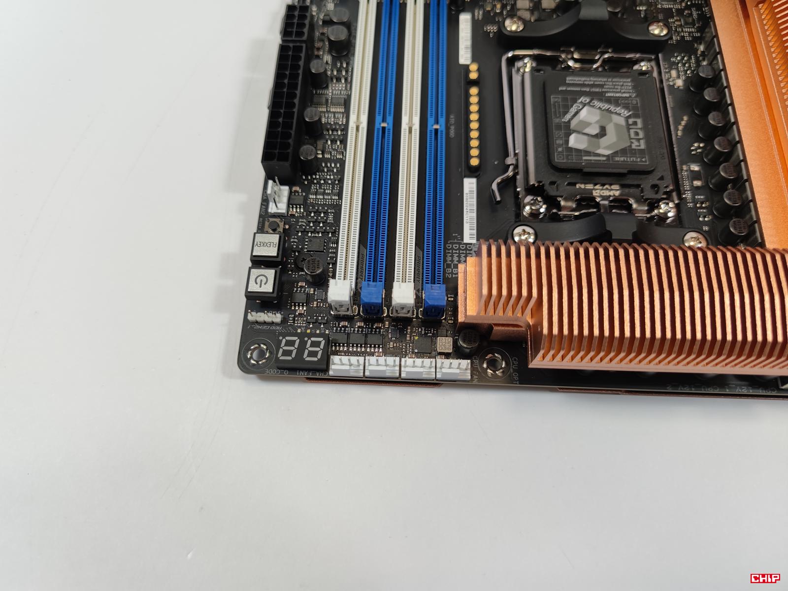 test Asus ROG Crosshair 2006, recenzja Asus ROG Crosshair 2006, opinia Asus ROG Crosshair 2006