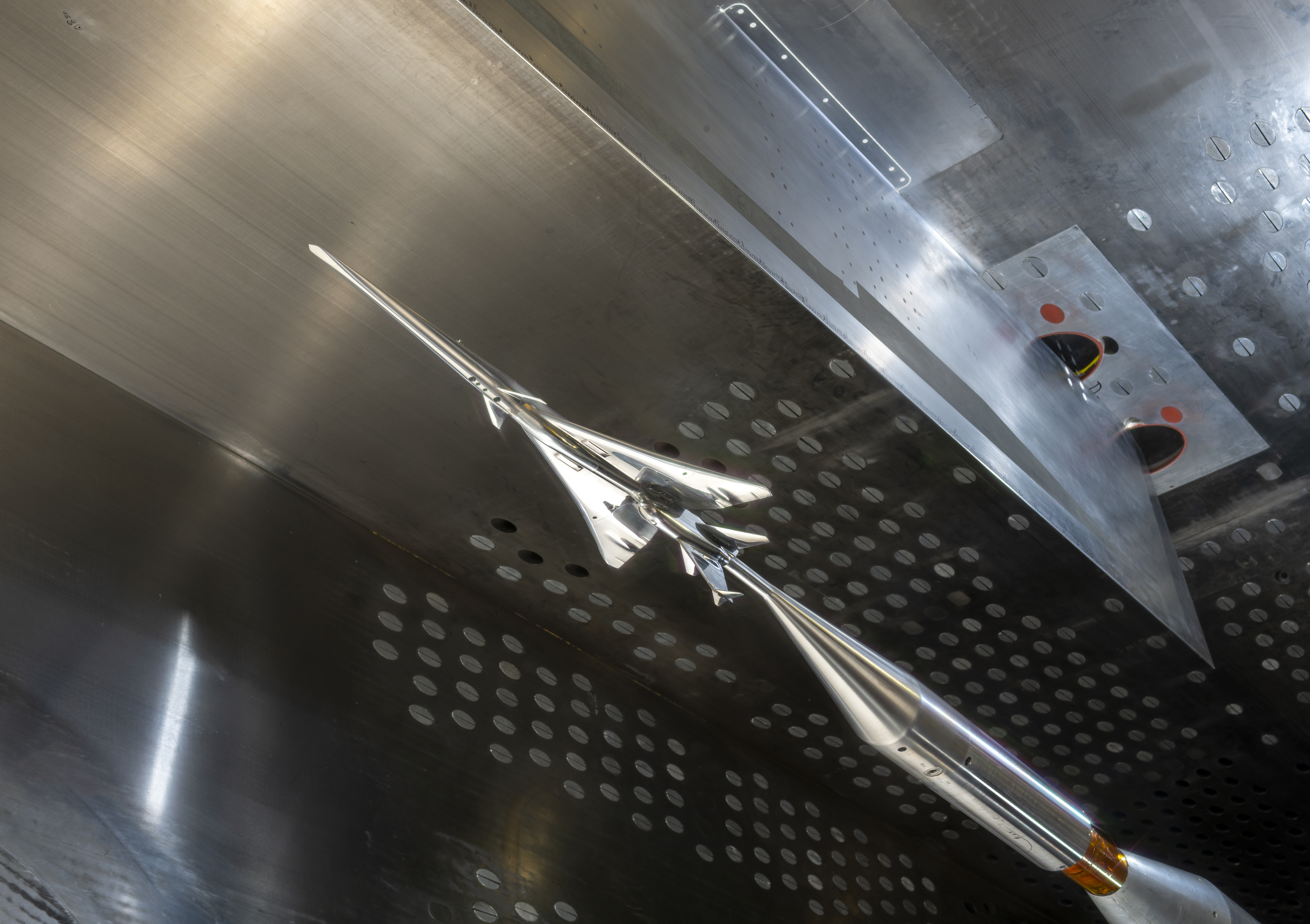 Najważniejszy test dla lotnictwa jutra. NASA wreszcie przebiła barierę dźwięku samolotem X-59