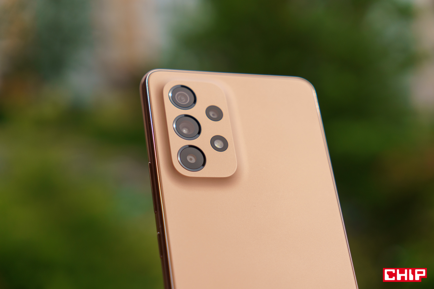 Samsung przyspiesza. Stabilny One UI 8 trafia do siedmiu kolejnych telefonów