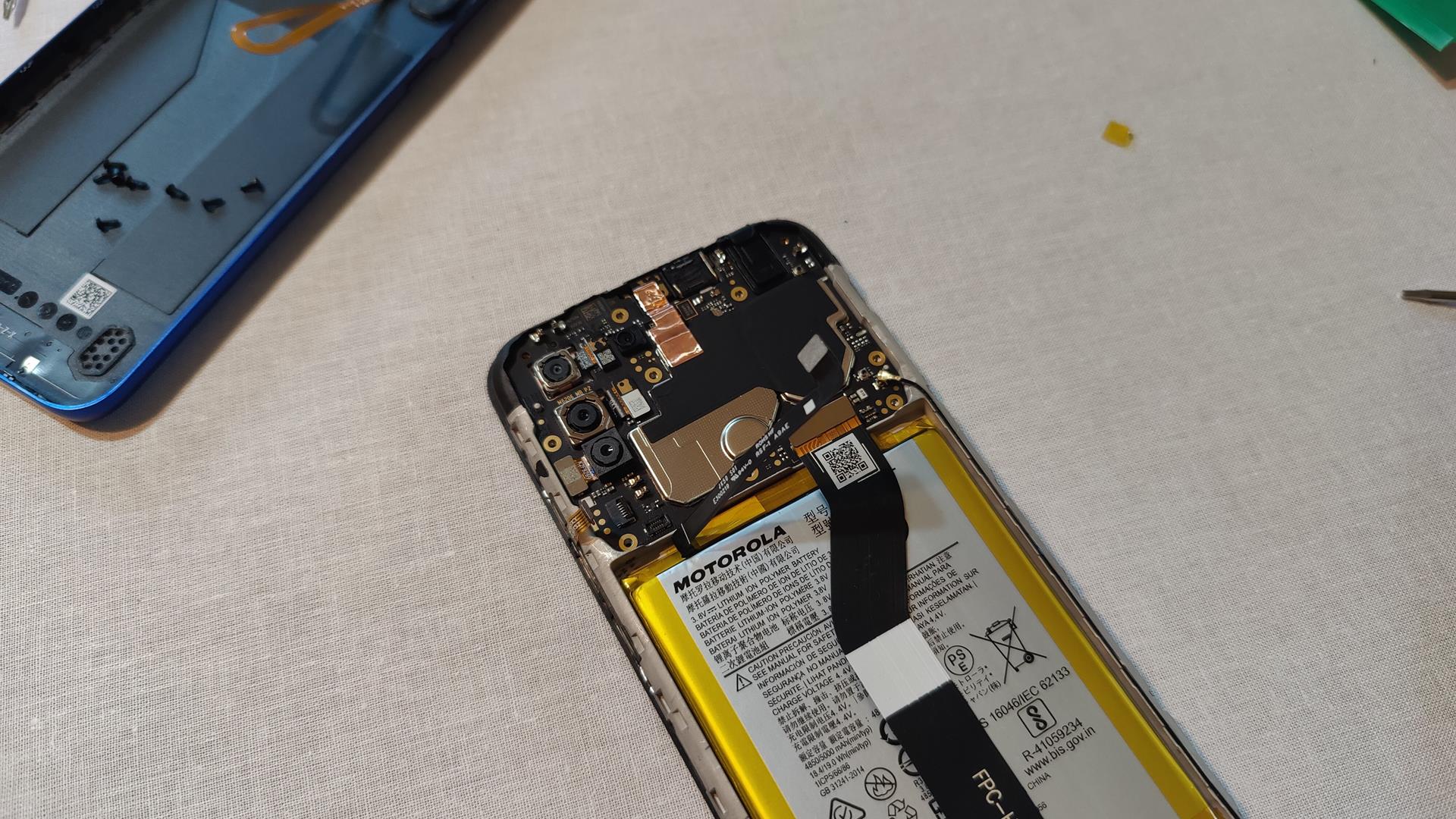 Smartfon pod ochroną banku? PKO BP wprowadza nową usługę