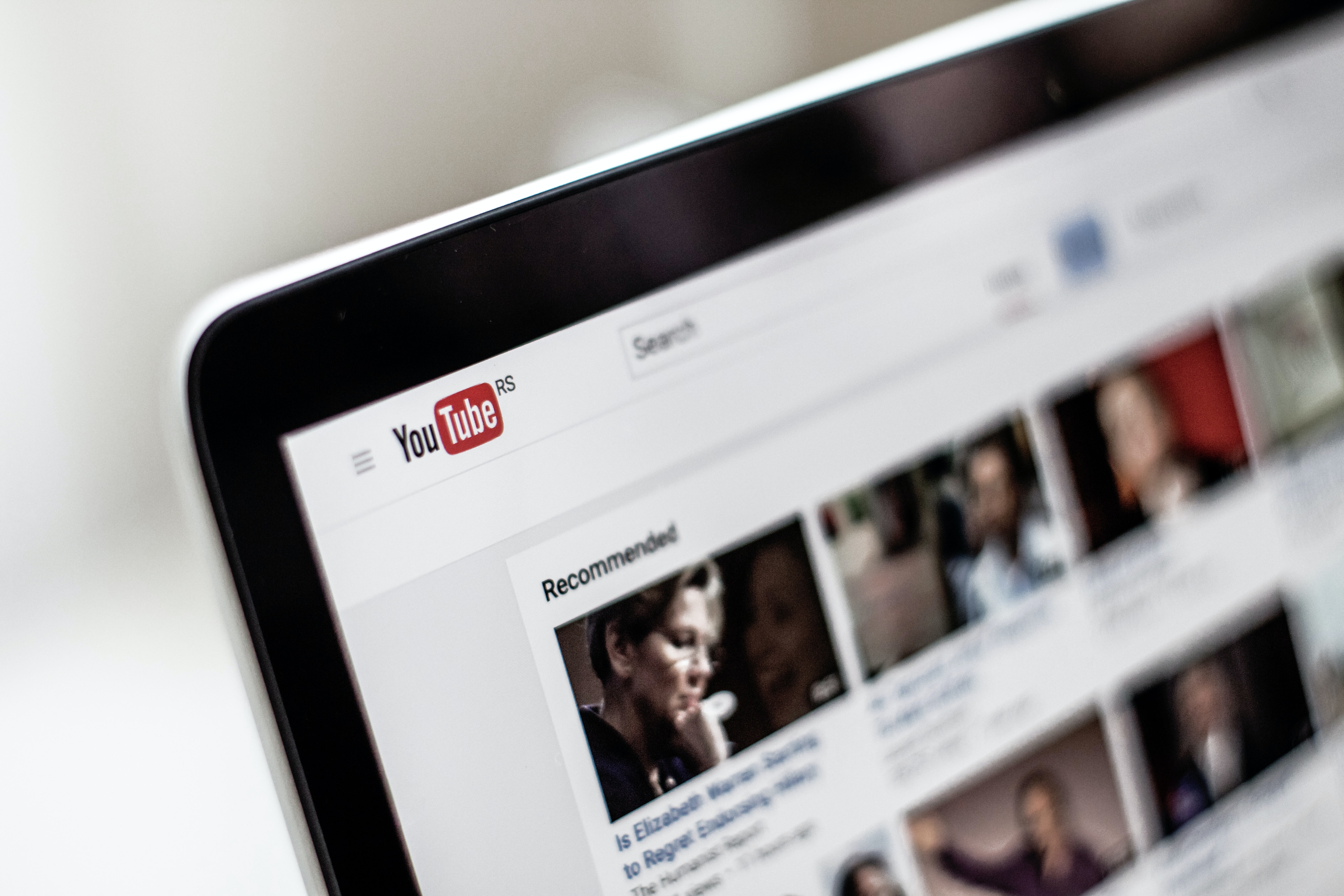 YouTube rusza na kolejną wojnę. Tym razem będzie walczył z Twoją rodziną
