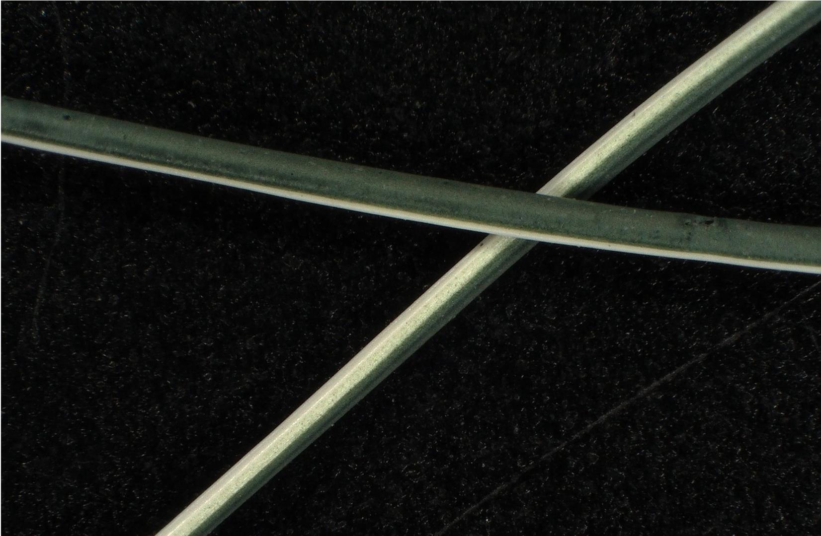 Inteligentna peleryna niewidka z Korei. Nowy materiał ukrywa fale elektromagnetyczne