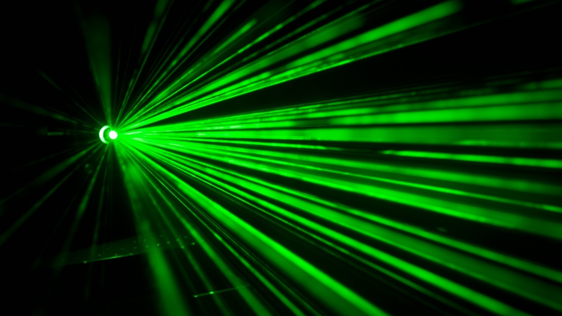 Historyczny wyczyn z laserami w roli głównej. Naukowcy wykorzystali fotoniczne kryształy