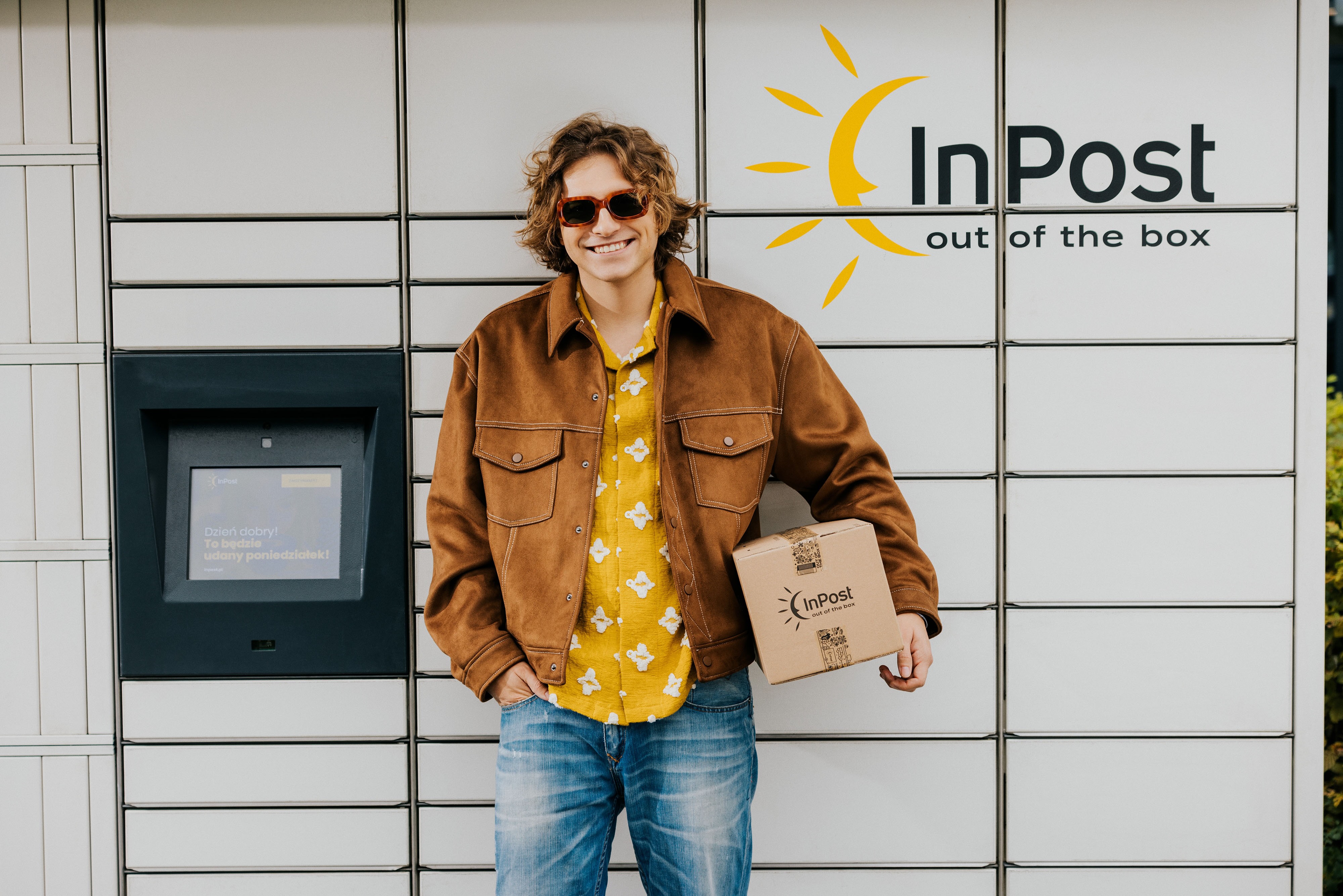 InPost wprowadza napiwki dla kurierów. Czy kogoś tam pogrzało?