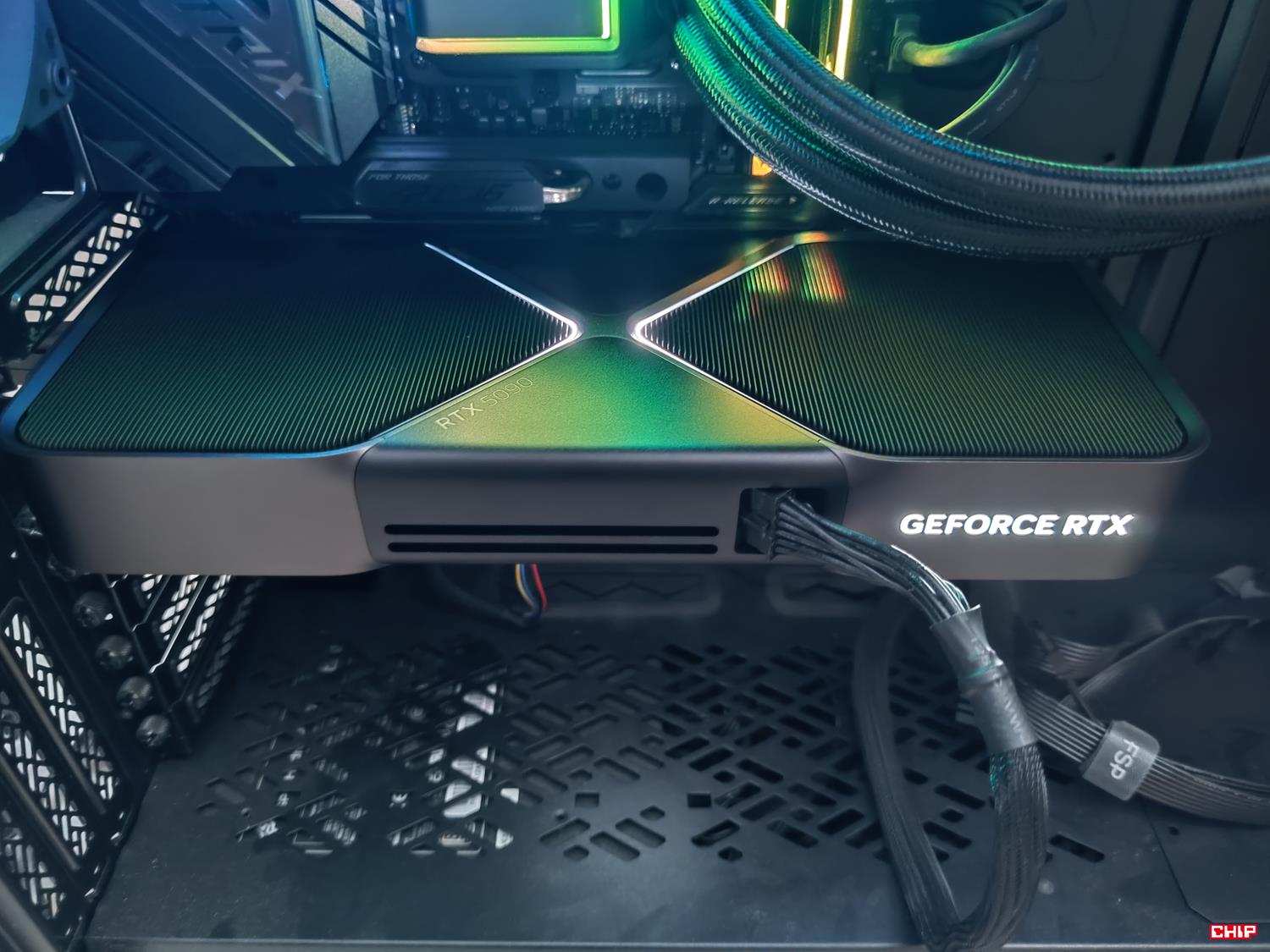 GPU dostało prawie czterokrotnego kopa. Obliczenia przyspieszyły, a karta graficzna została ta sama
