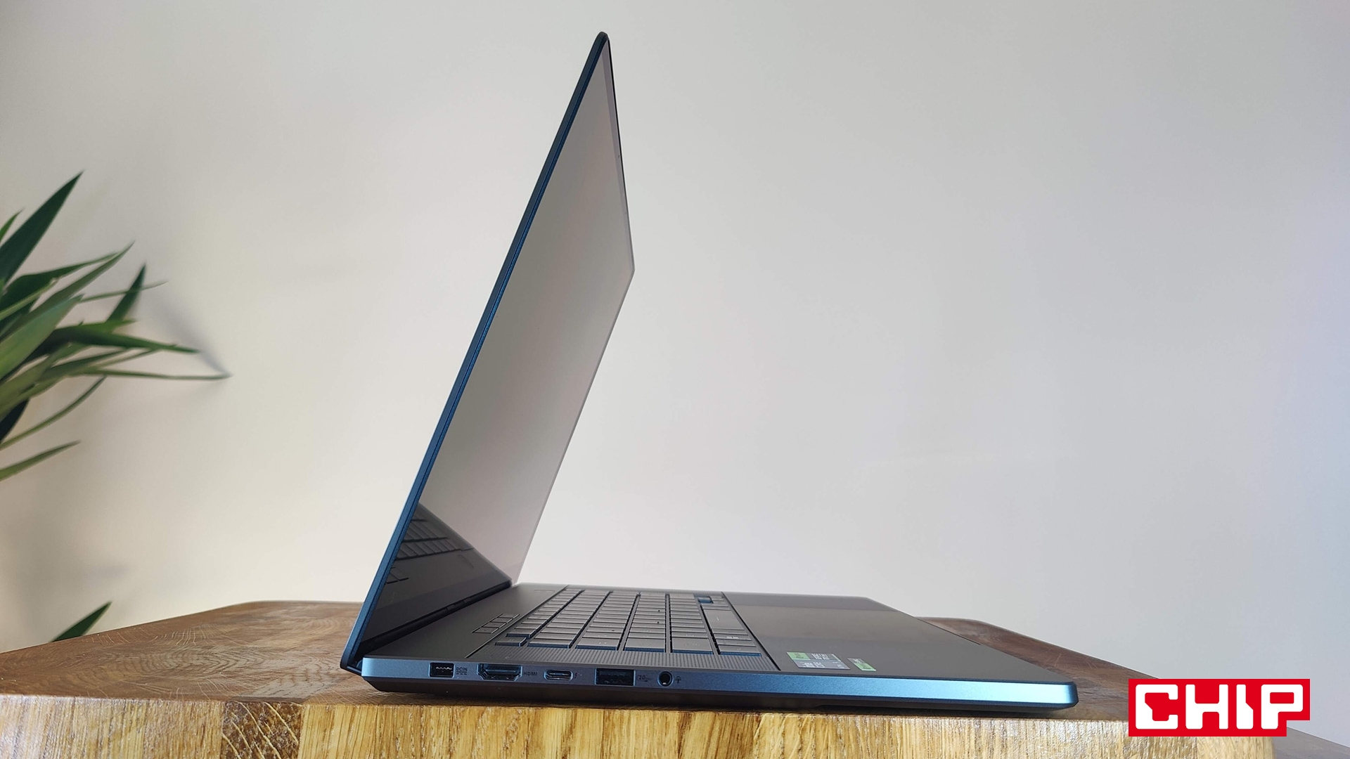 Po 5 latach korzystania z MacBooka uruchomiłem laptopa z Windowsem. Bardzo dobrego laptopa