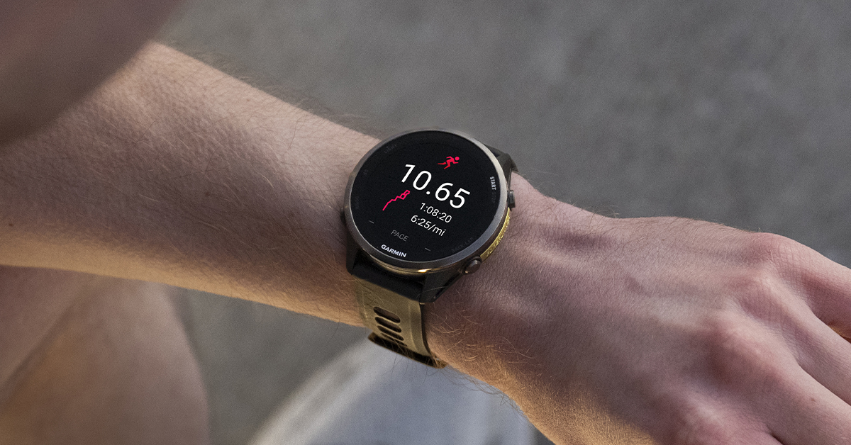 Opaski i zegarki sportowe. Jak wybrać urządzenie do chodzenia, biegania, roweru i monitorowania snu?