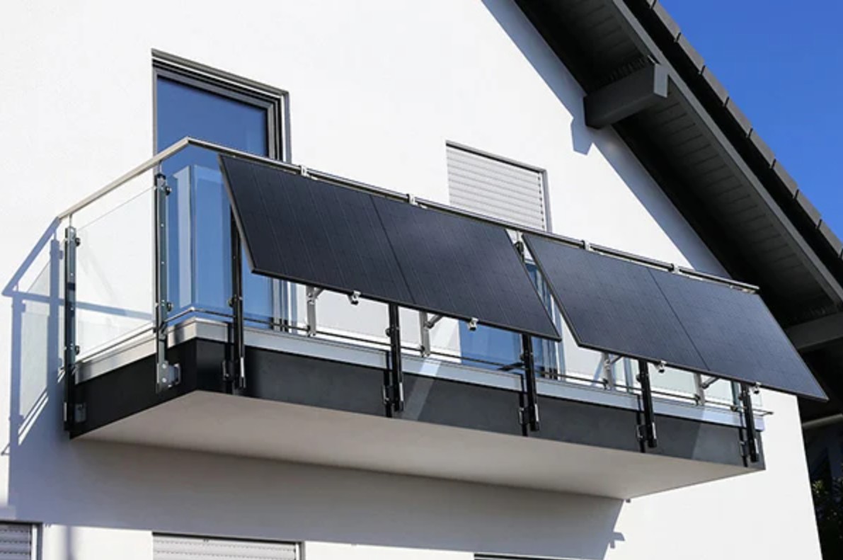 Darmowy prąd w kilka godzin. Minisystemy fotowoltaiczne do samodzielnego montażu biją rekordy