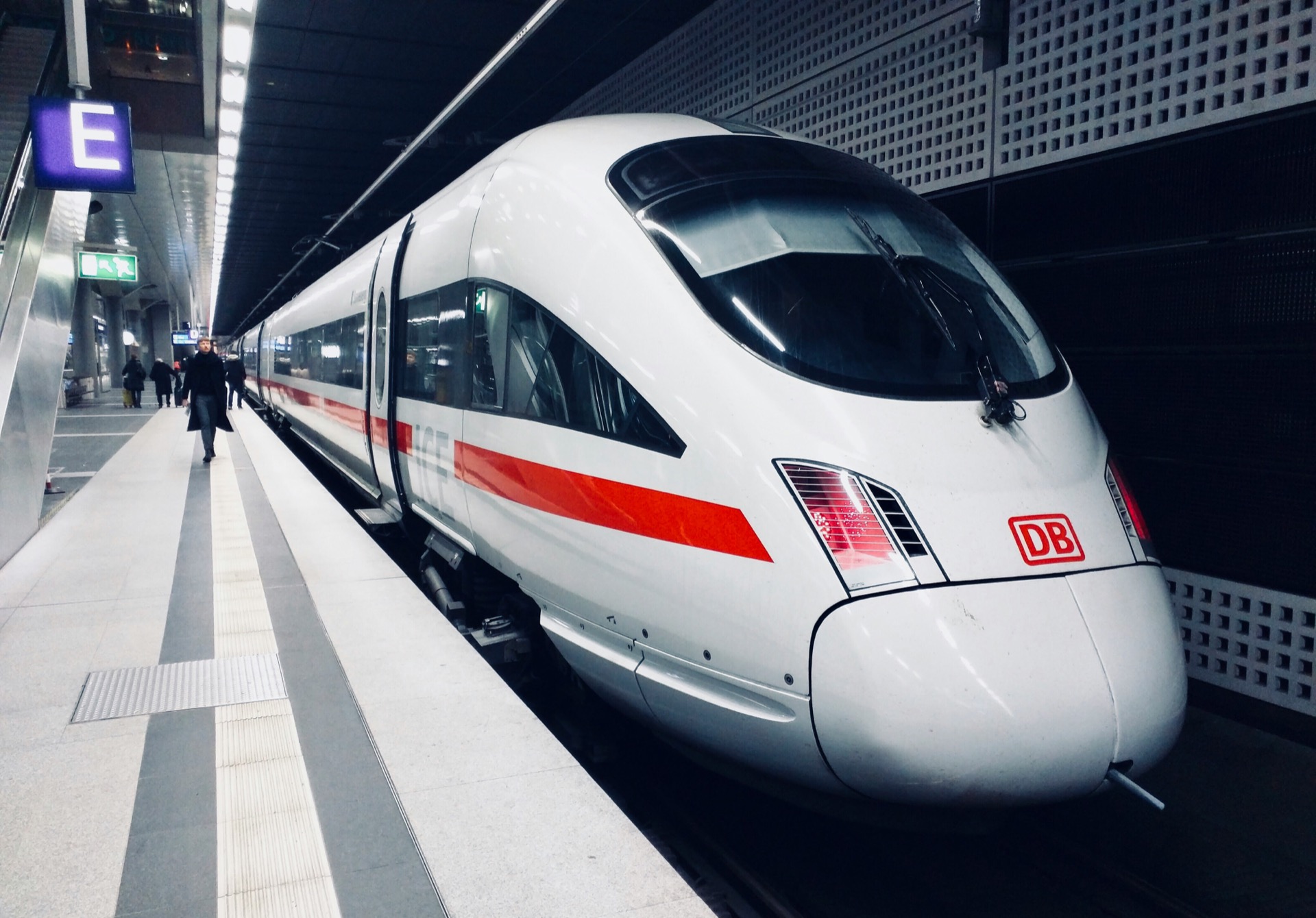 Gigabitowy internet w pociągu? Deutsche Bahn testuje łączność 5G